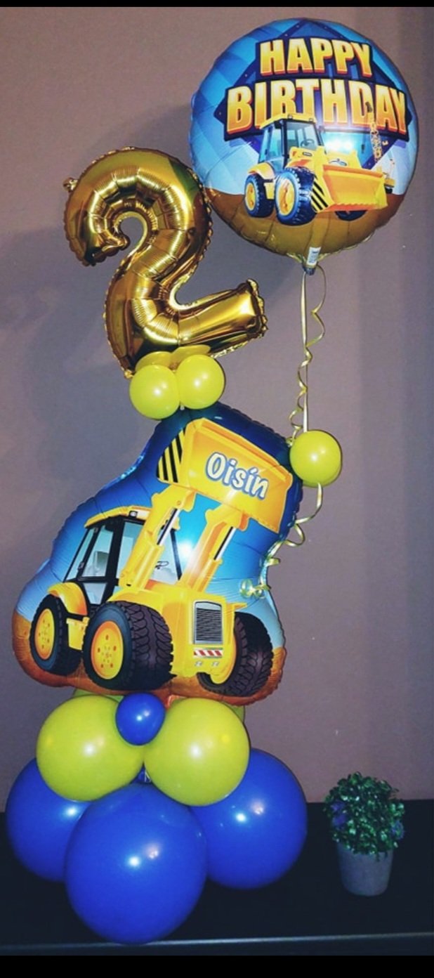 ITEM #50
€42
Personalised builder display with helium filled balloon.