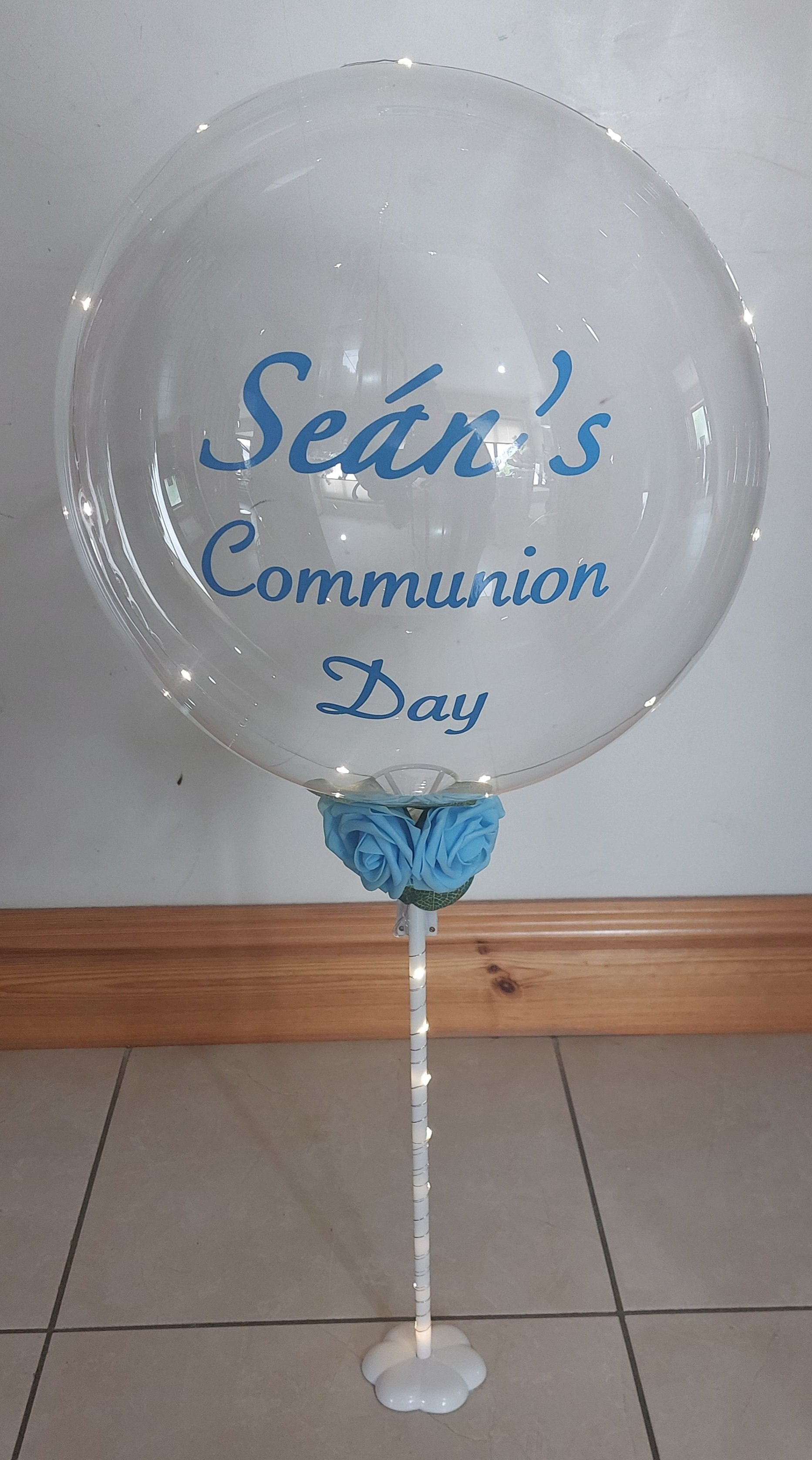 ITEM #56
€24
Personalised bubble balloon display with lights.