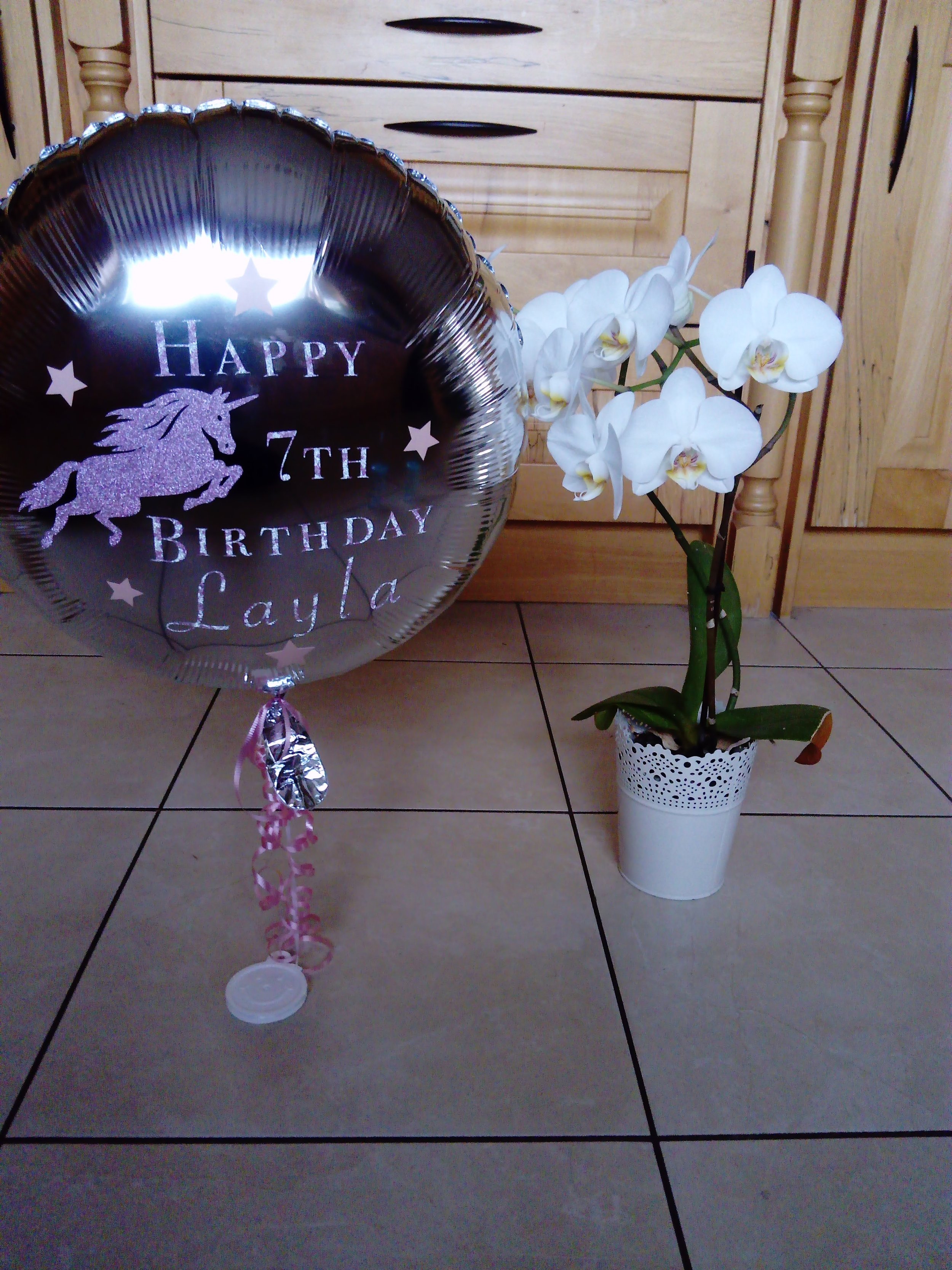 ITEM #149
€10
Personalised unicorn helium balloon.