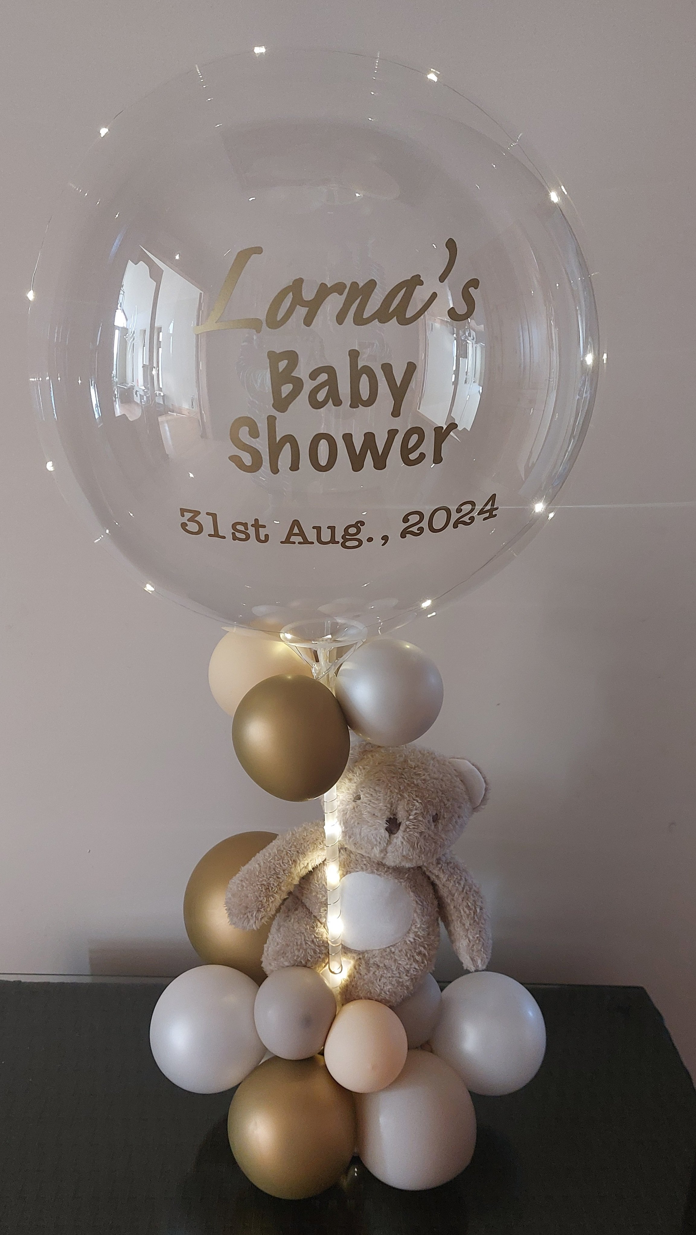 ITEM #46
€35
Personalised light up bubble balloon with mini balloons and teddies.