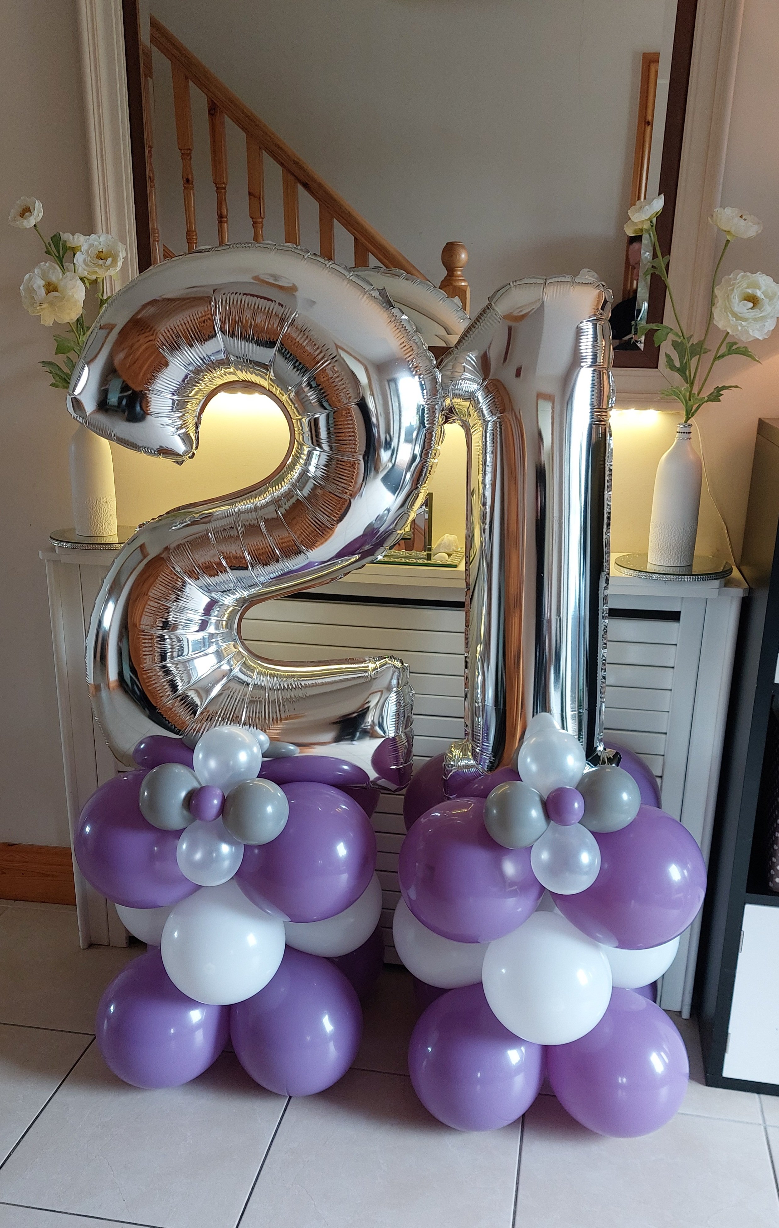 ITEM #81
€25 per number column.
Mini columns with number balloons.