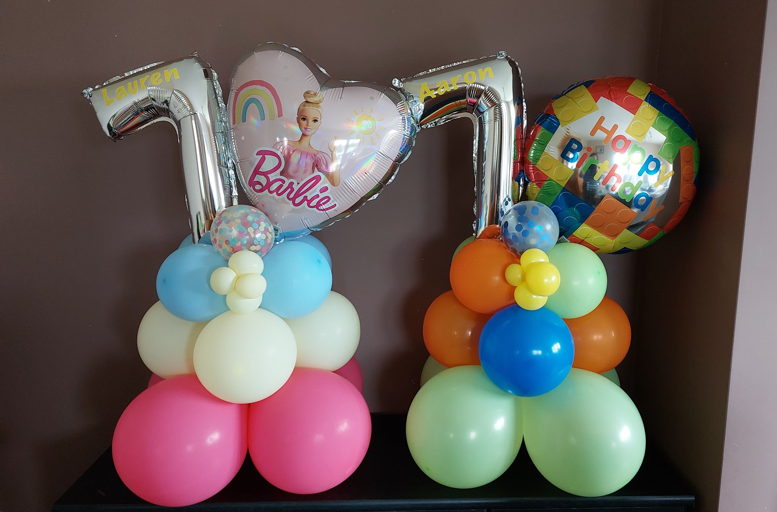ITEM #84
€38 each
Twin set or buy individually these table balloon displays. Barbie and Lego. (Customizable).