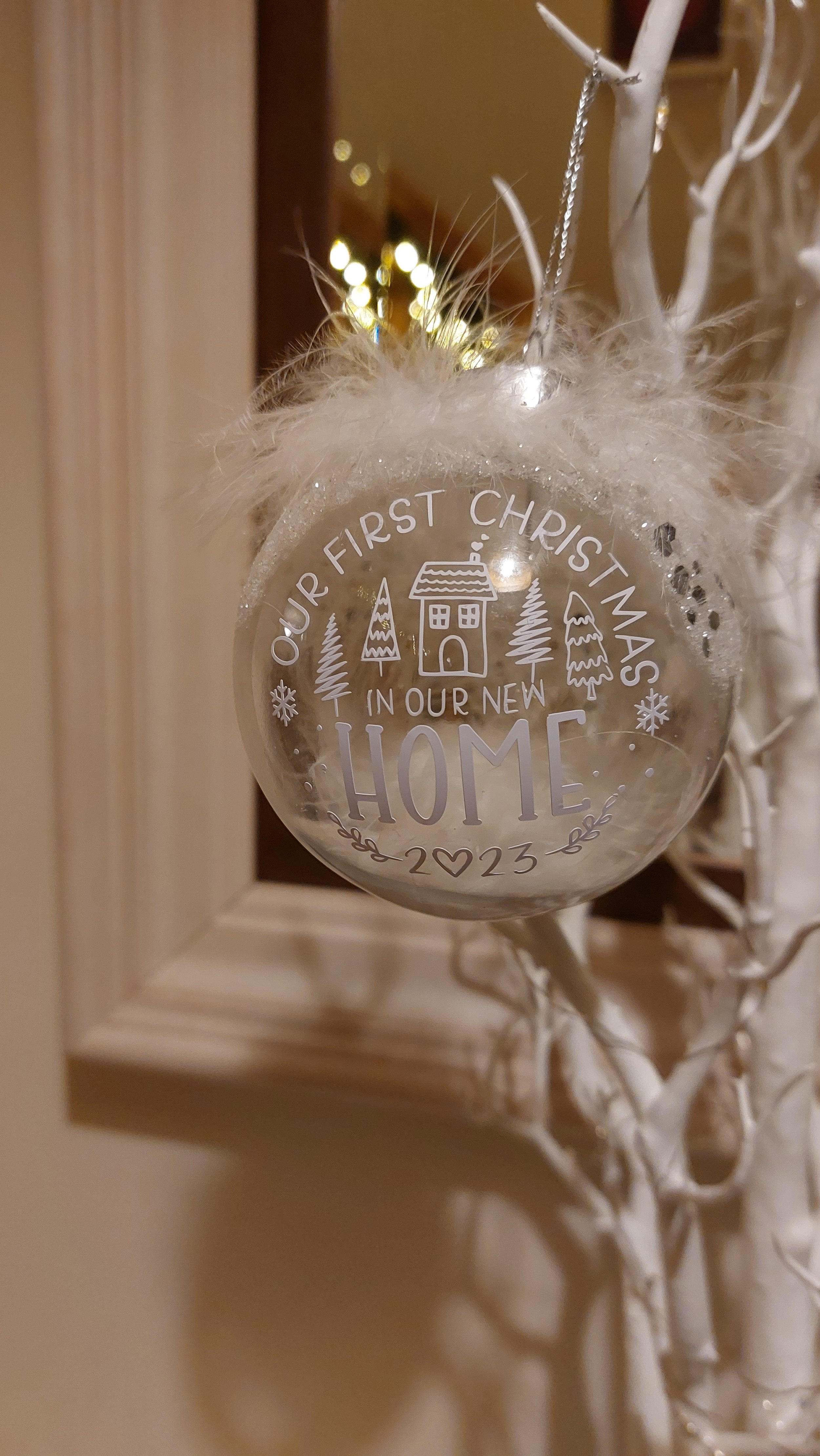 ITEM #22
€8
Personalised Christmas bauble.