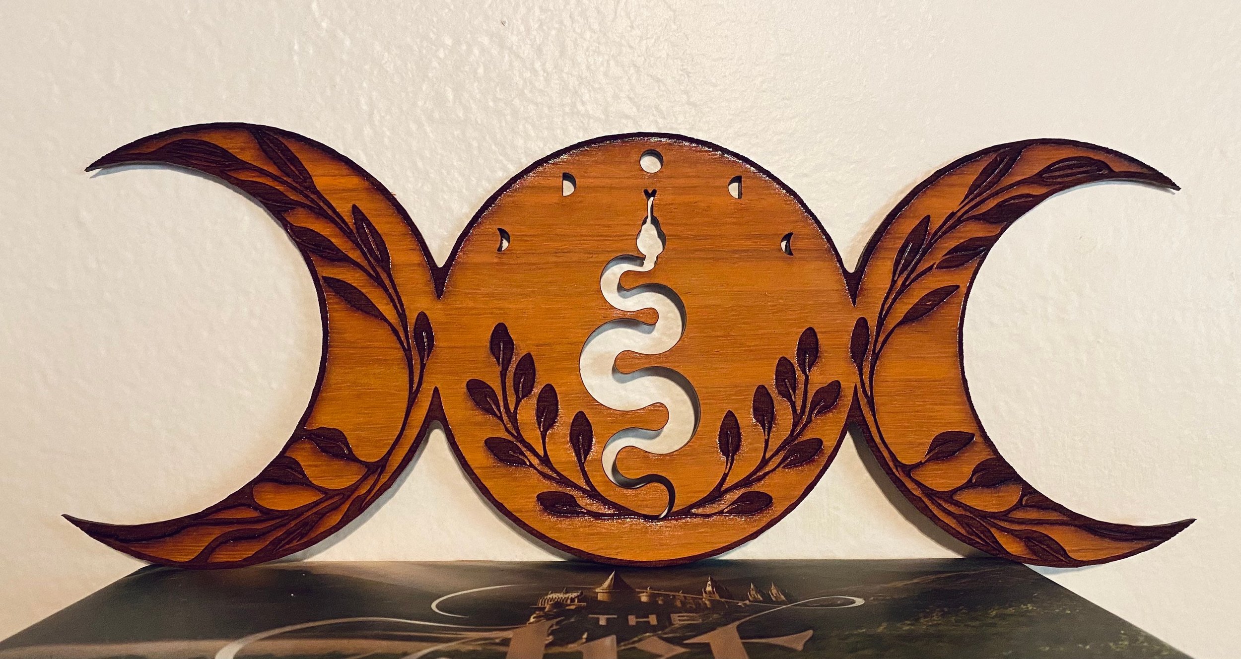 https://i.etsystatic.com/13951176/r/il/128518/2935553918/il_fullxfull.2935553918_hskx.jpg