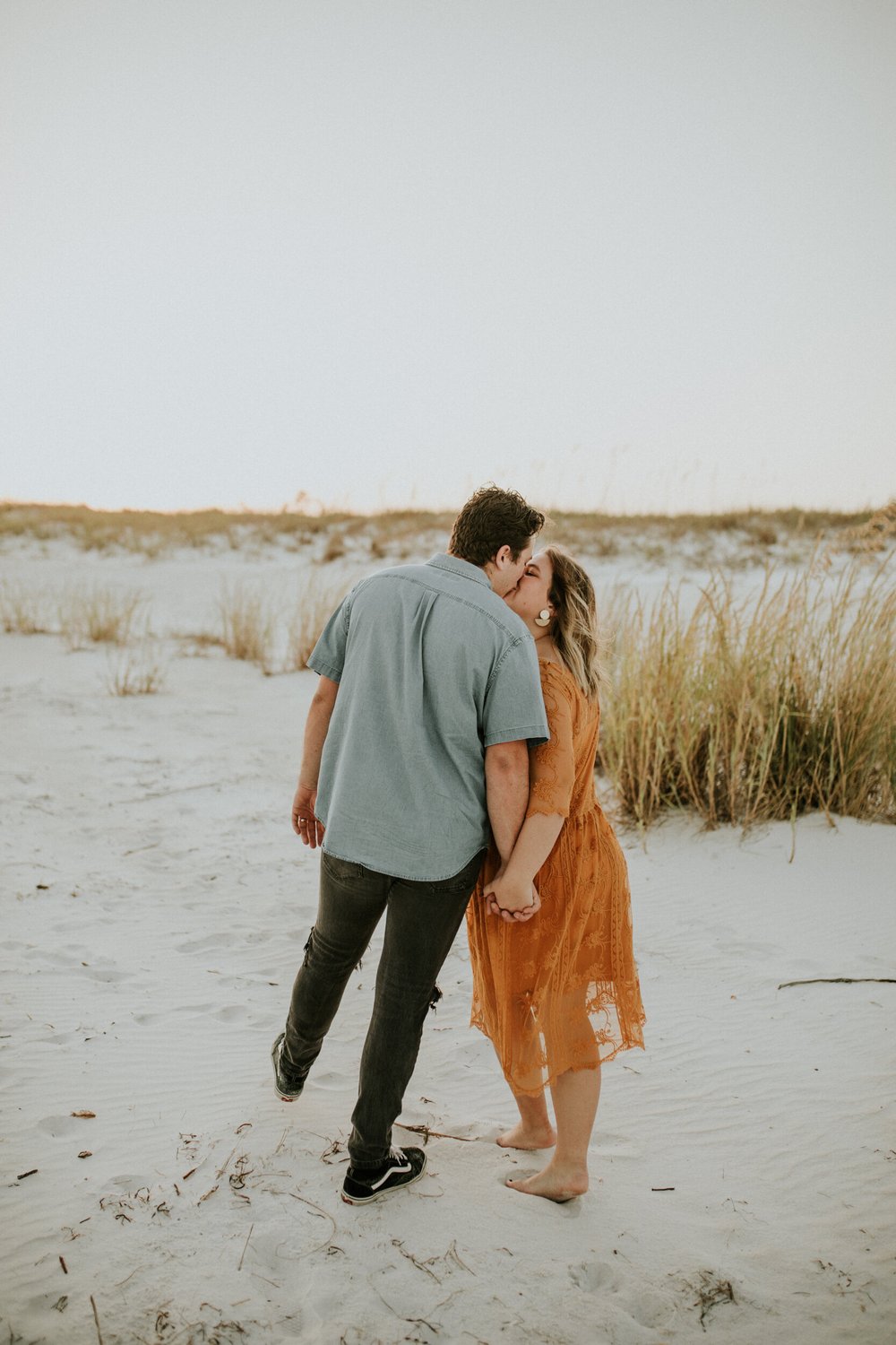 Panama_City_Beach_Florida_Photographer_Couples_Baby_Reveal_Beach_Photo_Session-24.jpg