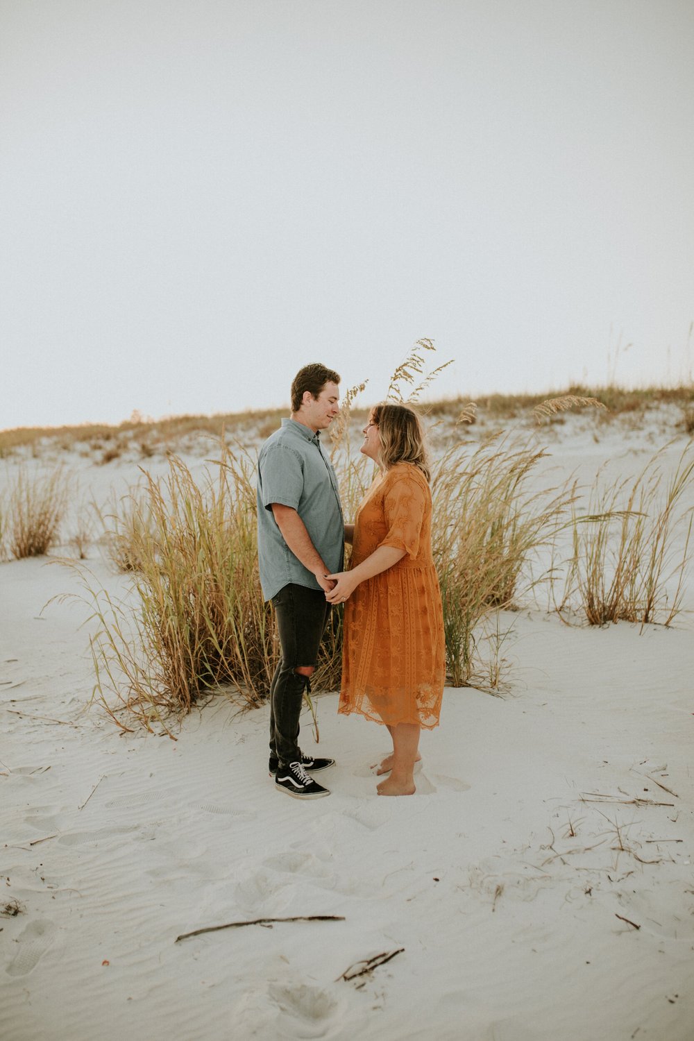 Panama_City_Beach_Florida_Photographer_Couples_Baby_Reveal_Beach_Photo_Session-26.jpg