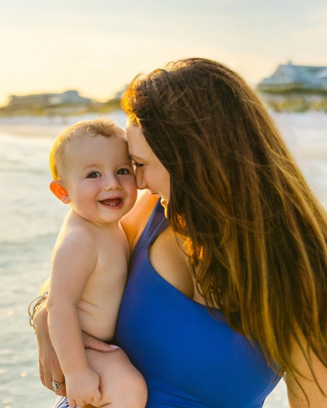 What I love most about family sessions is capturing you in your true element, the laughter, the mess, the cuddles, and all the little in-between moments. 

The Way Family&rsquo;s session was exactly that&hellip; couch snuggles, tickle fights, and spl