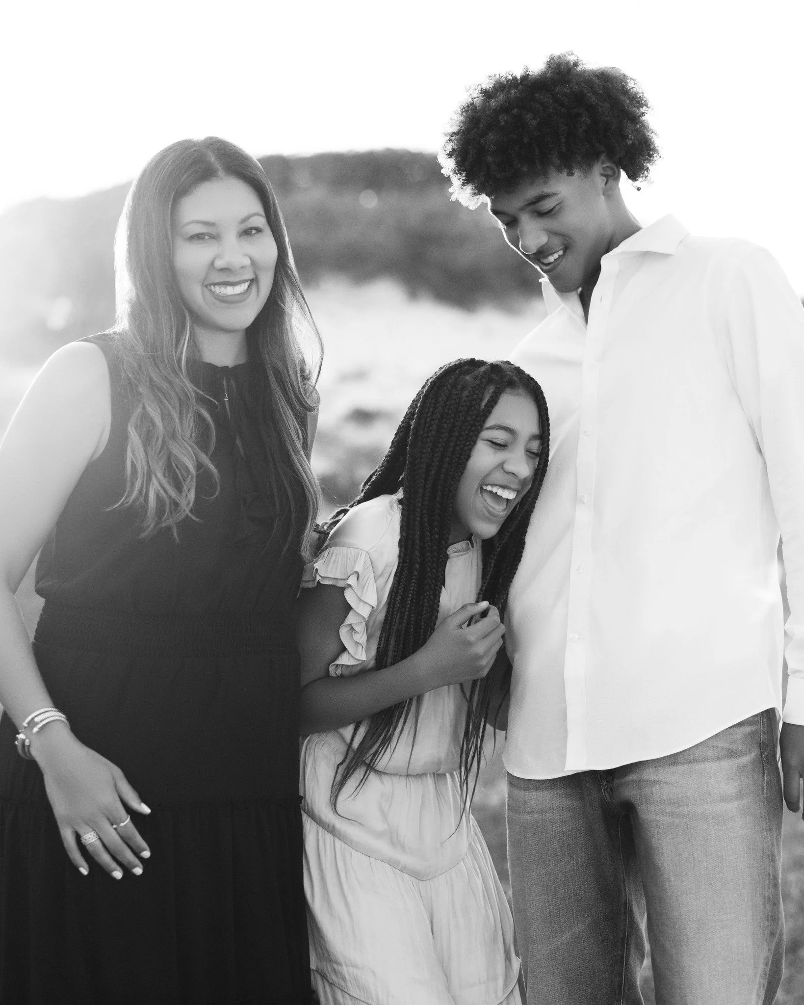 The Abercrombie family, just the sweetest trio. 💙 

A mom, her two kids, and that easy bond that shines through in every frame. Sessions like this are a reminder that family photos don&rsquo;t need to be complicated to be meaningful, it&rsquo;s abou