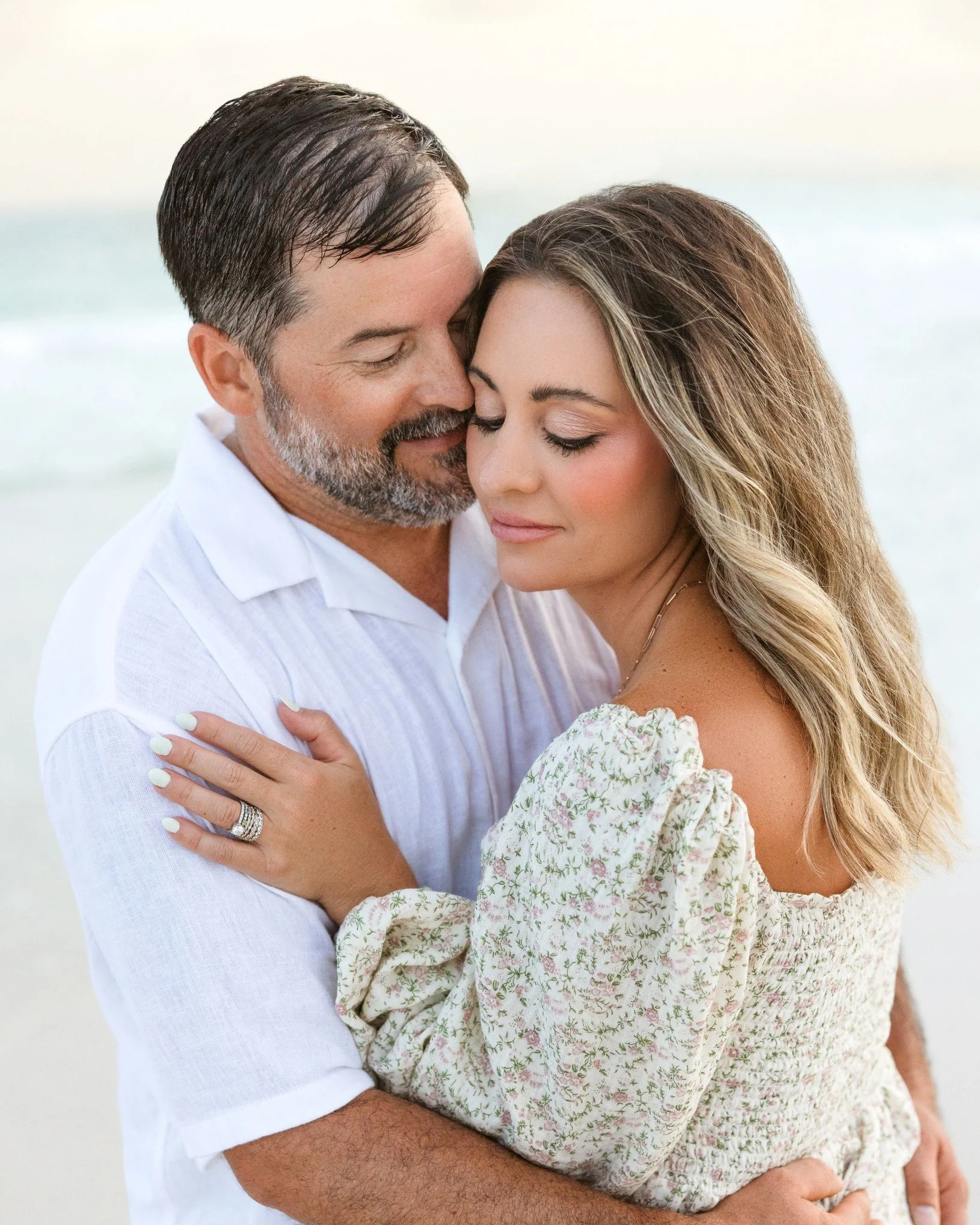 These sessions are always special. Shared laughter, real moments, and the kind of memories that remind you how much family truly matters. Capturing everyone together, just as they are right now, is something that only becomes more meaningful with tim