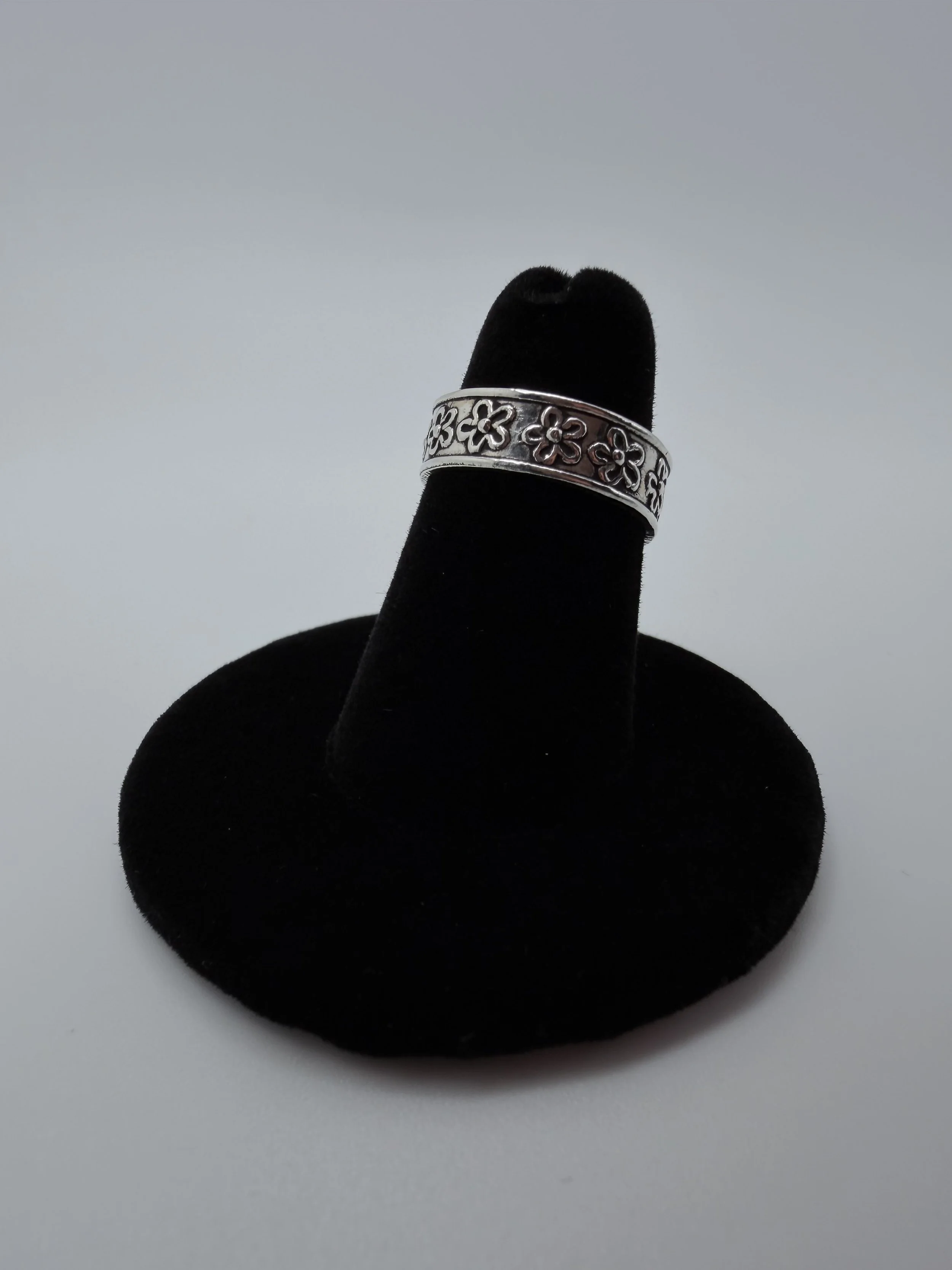 Sterling Silver Vintage Flower Pattern Toe Ring