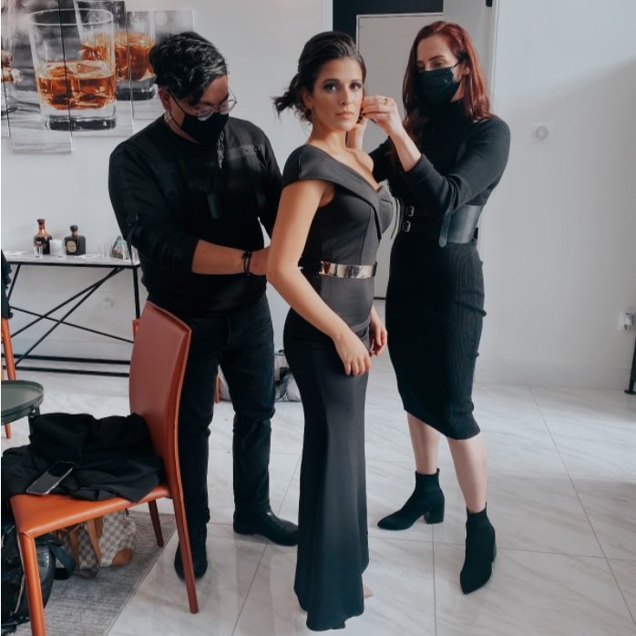 5 REASONS TO HIRE A PERSONAL STYLIST…