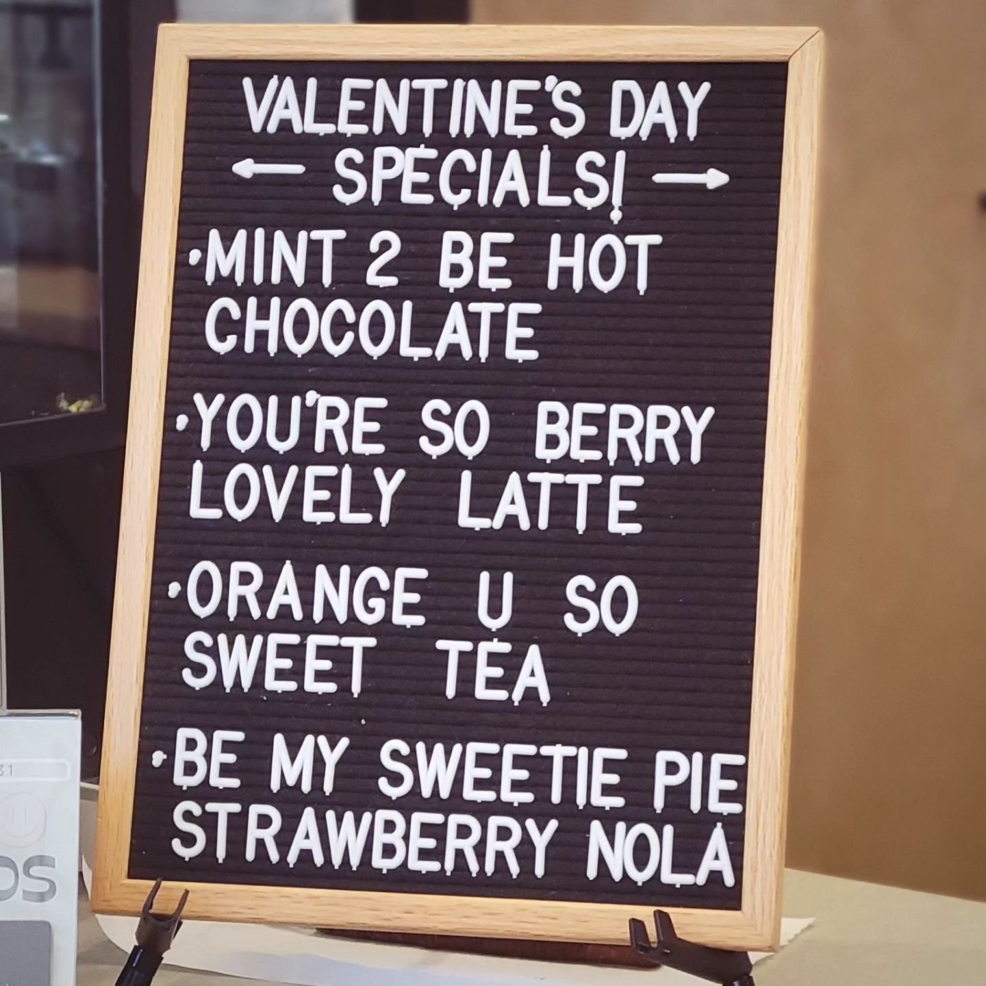 Come celebrate Valentines with a sweet VDay drink! 

#coffee #cafe1031 #Townsend #delaware #middletown #valentines #valentinesday2024 #chocolatecoveredstrawberries #sweettea #hotchocolate  #latte #coldbrew
