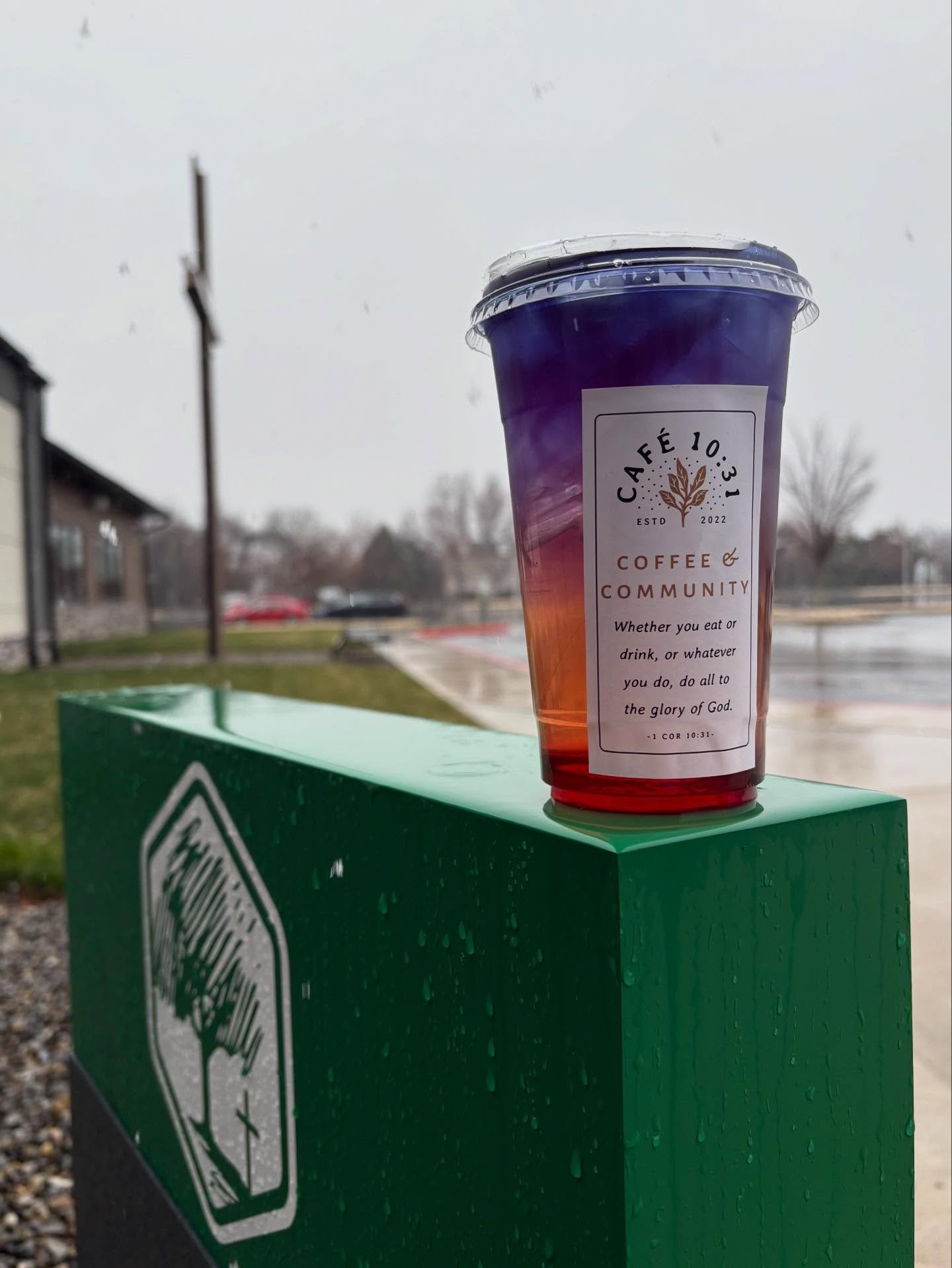 What a surprise this little snow storm was!  We might be loving our spring flavors but winter seems to be trying to stick around.  Still we couldn&rsquo;t resist taking a picture in the snow of our beautiful Lavender Berry Refresher and dream of warm