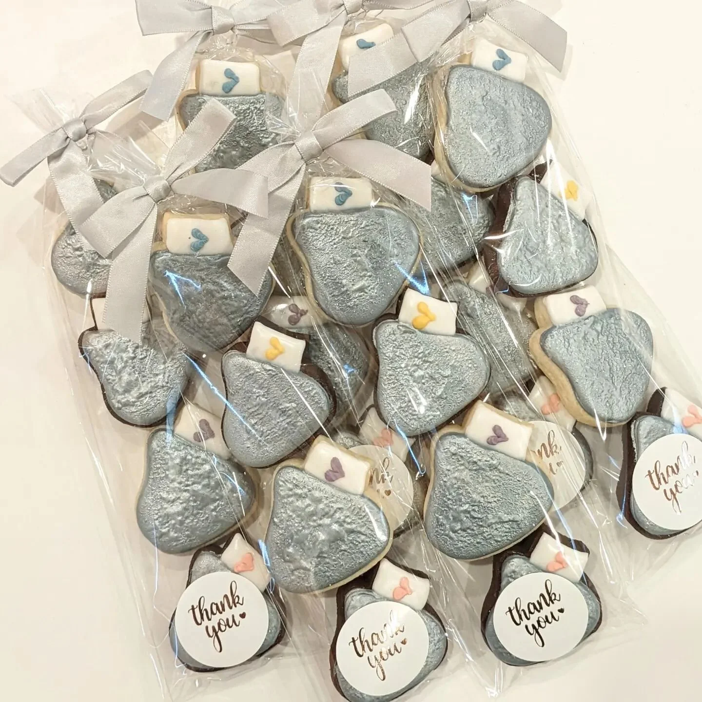 I hope all the teachers felt extra appreciated this week!  Thank you to all of the amazing teachers out there!!
.
.
.
.
.
.
#cookiegalca
#glazeicingdecoratedsugarcookies
#sanjosecookies
#bayareacookies
#decoratedsugarcookies
#cookiesofinstagram
#edib