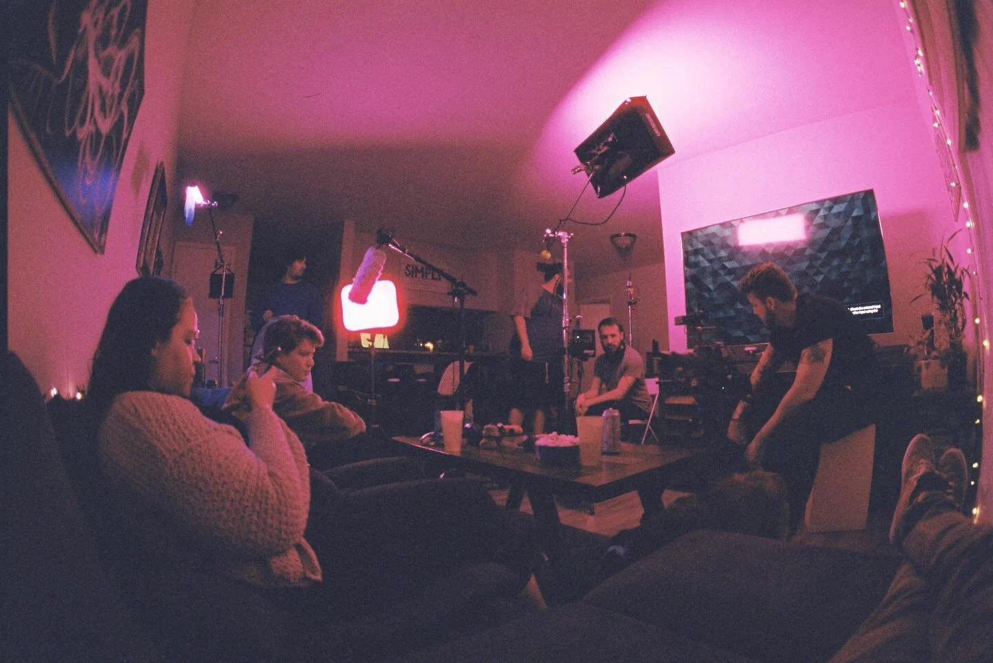 &ldquo;Gamer Girl&rdquo; bts starring @slickysteph &amp; @jacobryanmartinez_ from a few weeks back! 🎥🤘🔥Thanks to @d.vision.media for having me out!! #filmbytigre #cinestill400d #minoltagang 

#behindthescenes #filmphotograph #minoltamaxxum7000 #mi