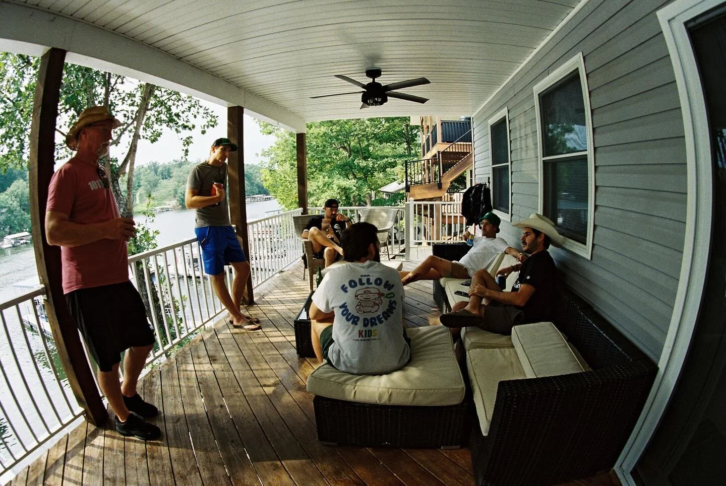 A weekend with the dawgs #filmbytigre &bull; with special guest photographer Brian Hawkins &bull; #35mmfilm 

#filmphotography #filmshooters #minoltagang #minolta16mmf28 #fujifilm400 #analogphotography #filmcommunity #filmcamera #filmfeed #filmphoto 