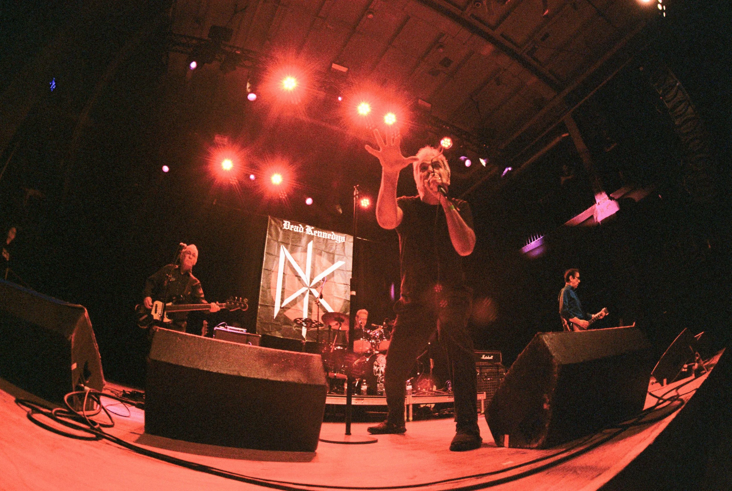 DeadKennedys.9.12.24.fujifilm400-11.jpg