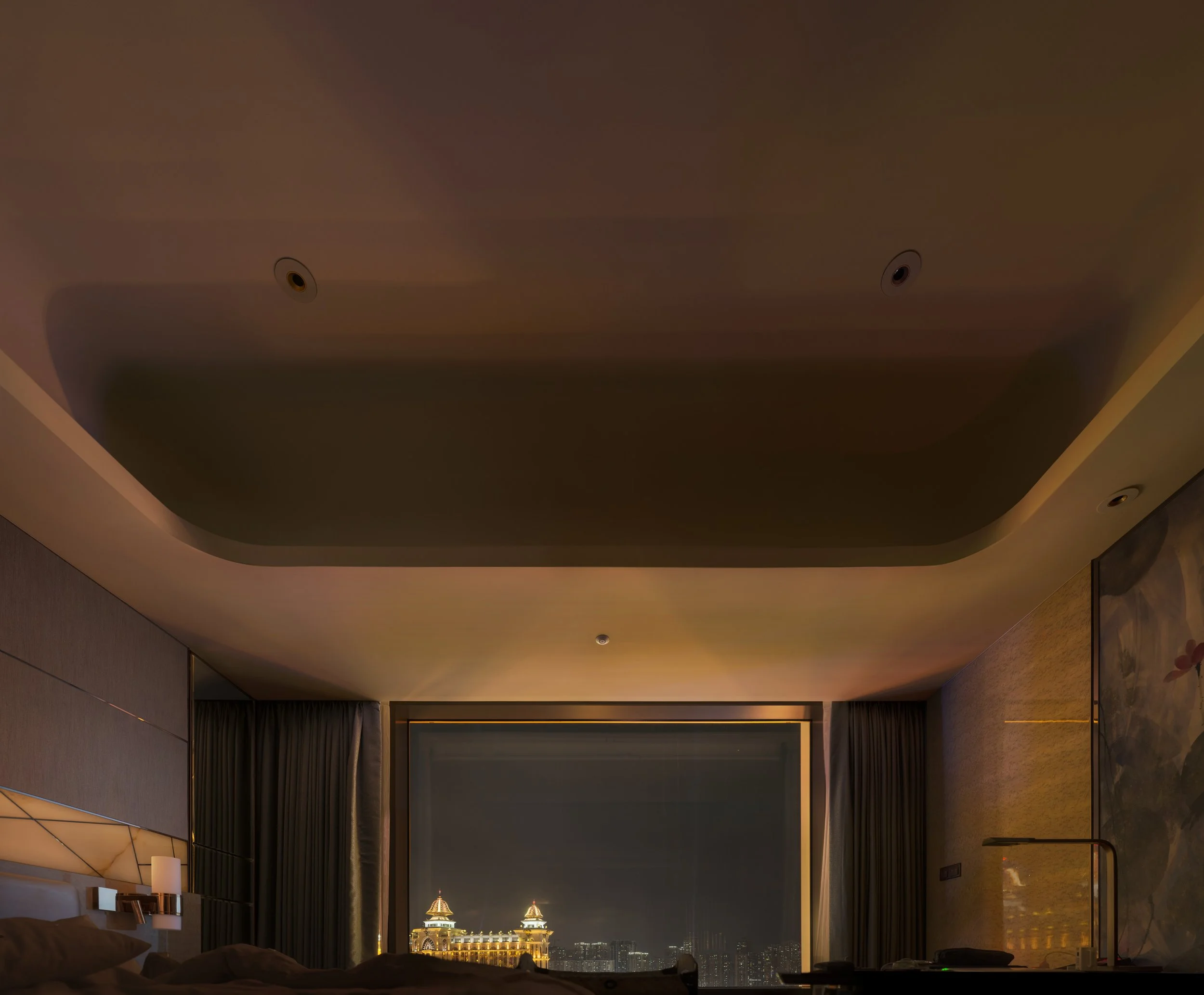 28212, JW Marriott Macau, 154 x 185 cm (2017)