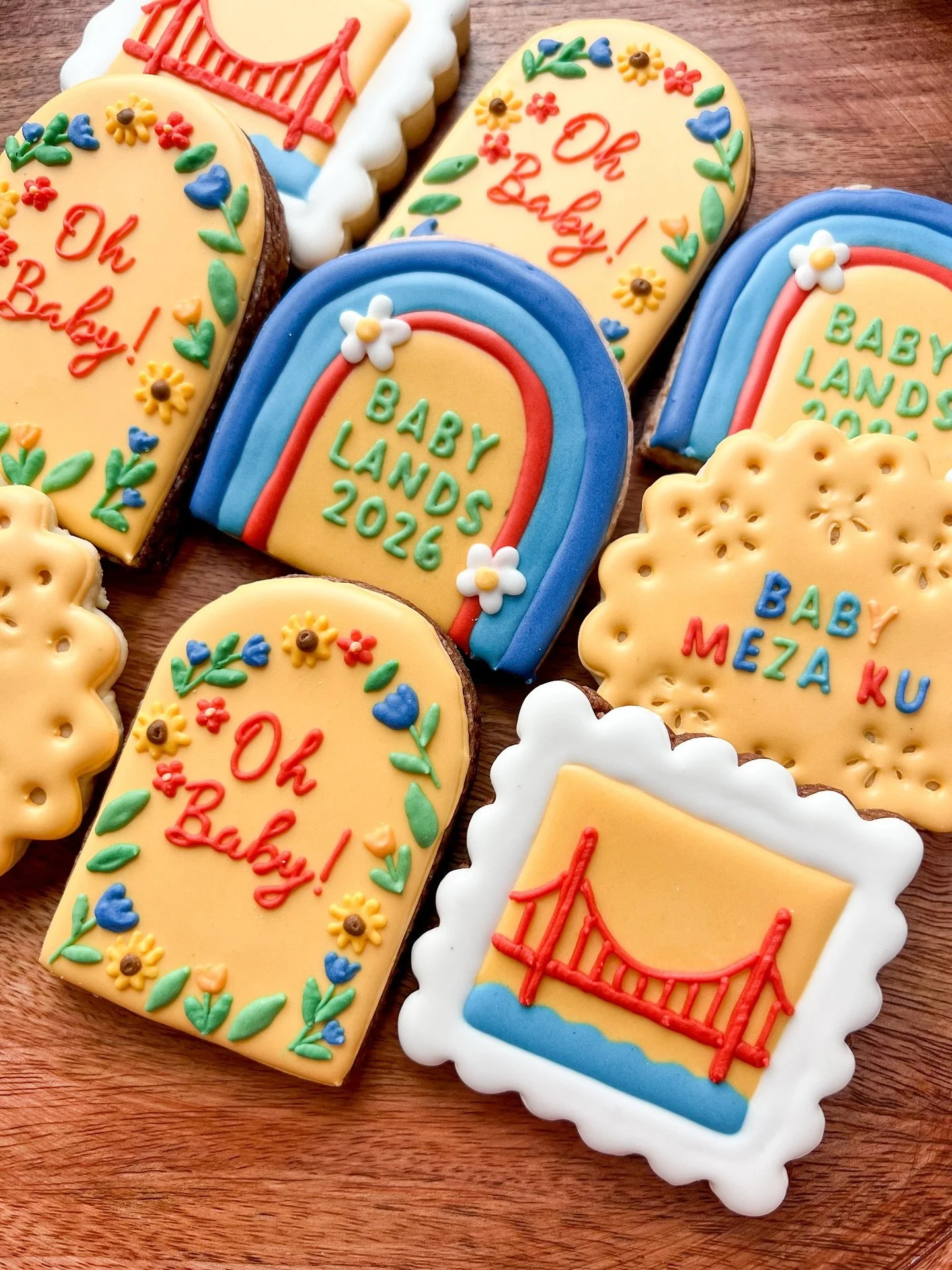 M&eacute;xico meets San Francisco 🌉🌻 A colorful welcome for Baby Meza Ku!💛✨
&bull;
&bull;
&bull;
#AmidulceBakes #LatinaBaker #GoldenGatePark #BabyShowerCookies #BabyShowerFavors #PartyFavorIdeas #SanFranciscoBakery