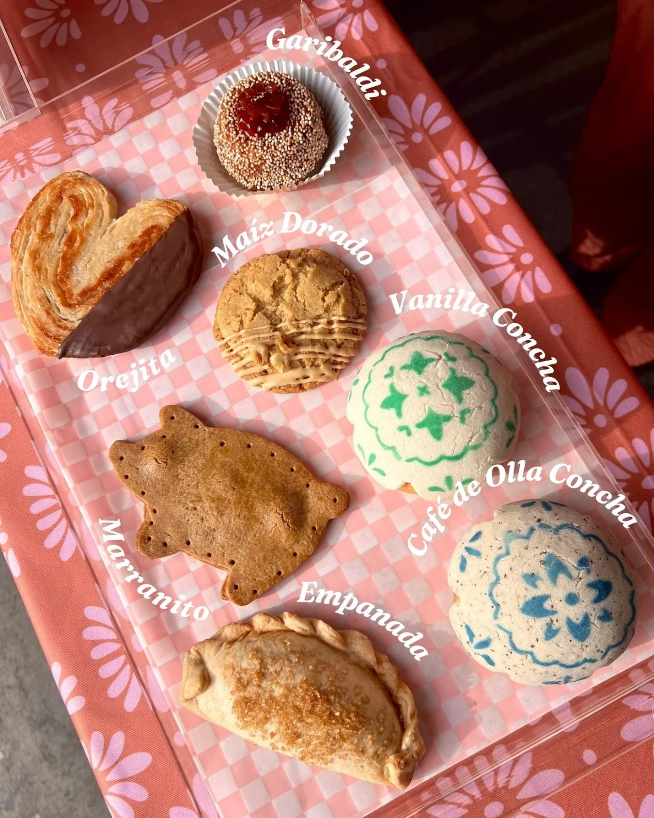Our hearts are full! Thank you to everyone who came by this past Saturday! It&rsquo;s always so nice seeing familiar faces and catching up with you all. Btw seems like our Ma&iacute;z Dorado cookies were a hit! 🌽✨

Tell us: what do you want us to ba