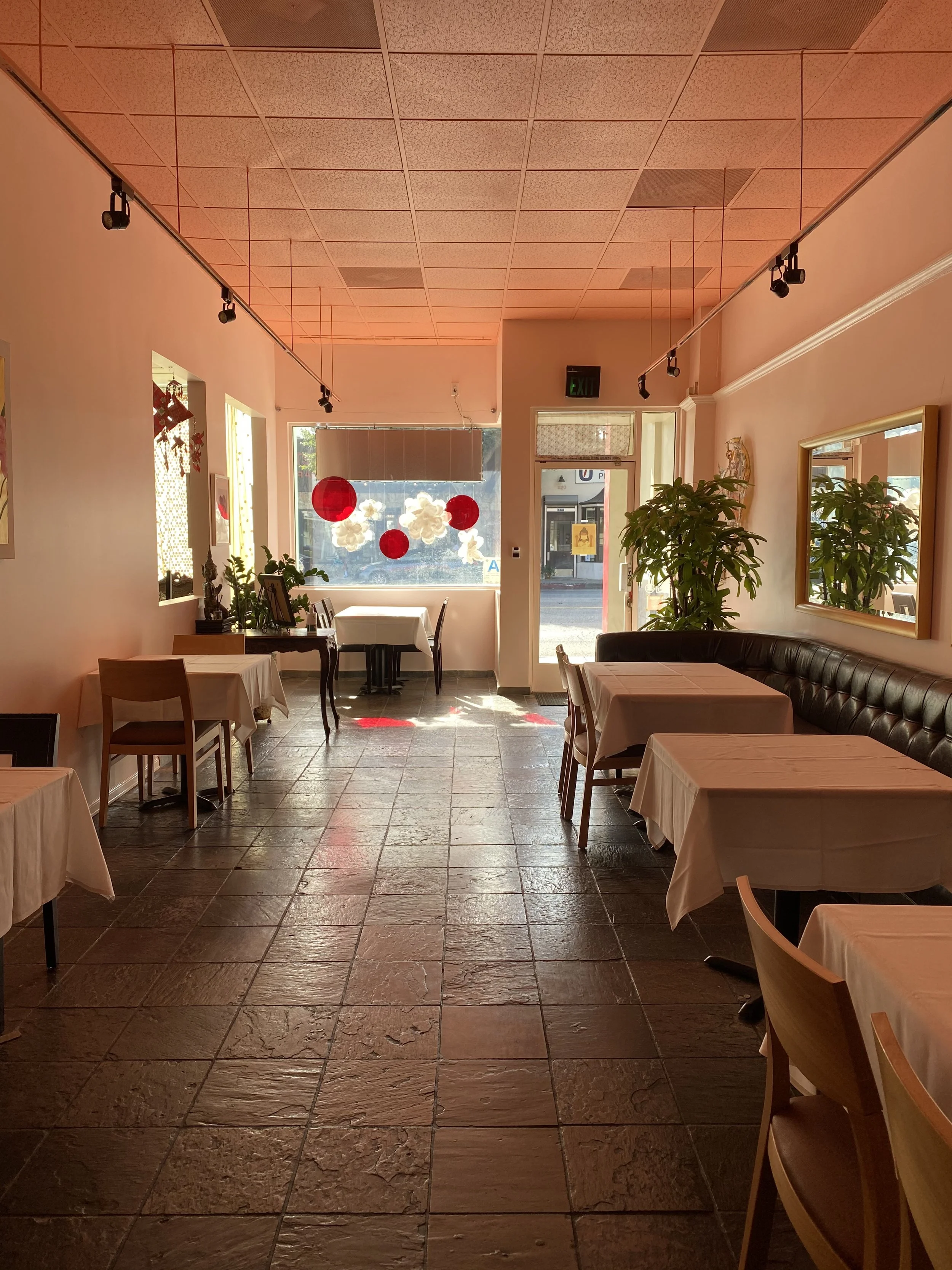 Si Laa Thai Dining