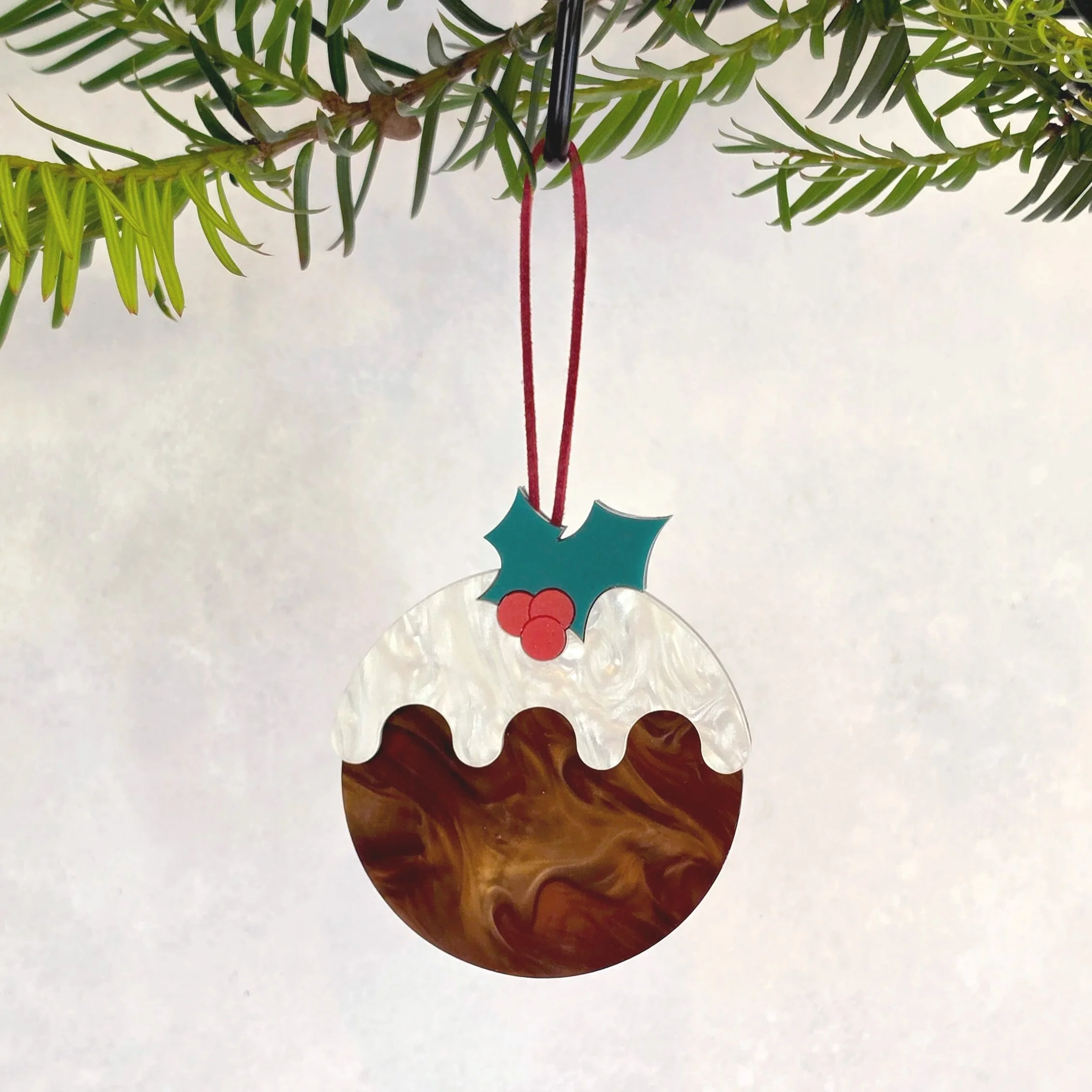 Christmas_Pudding__Marble_IsziDesign.jpg