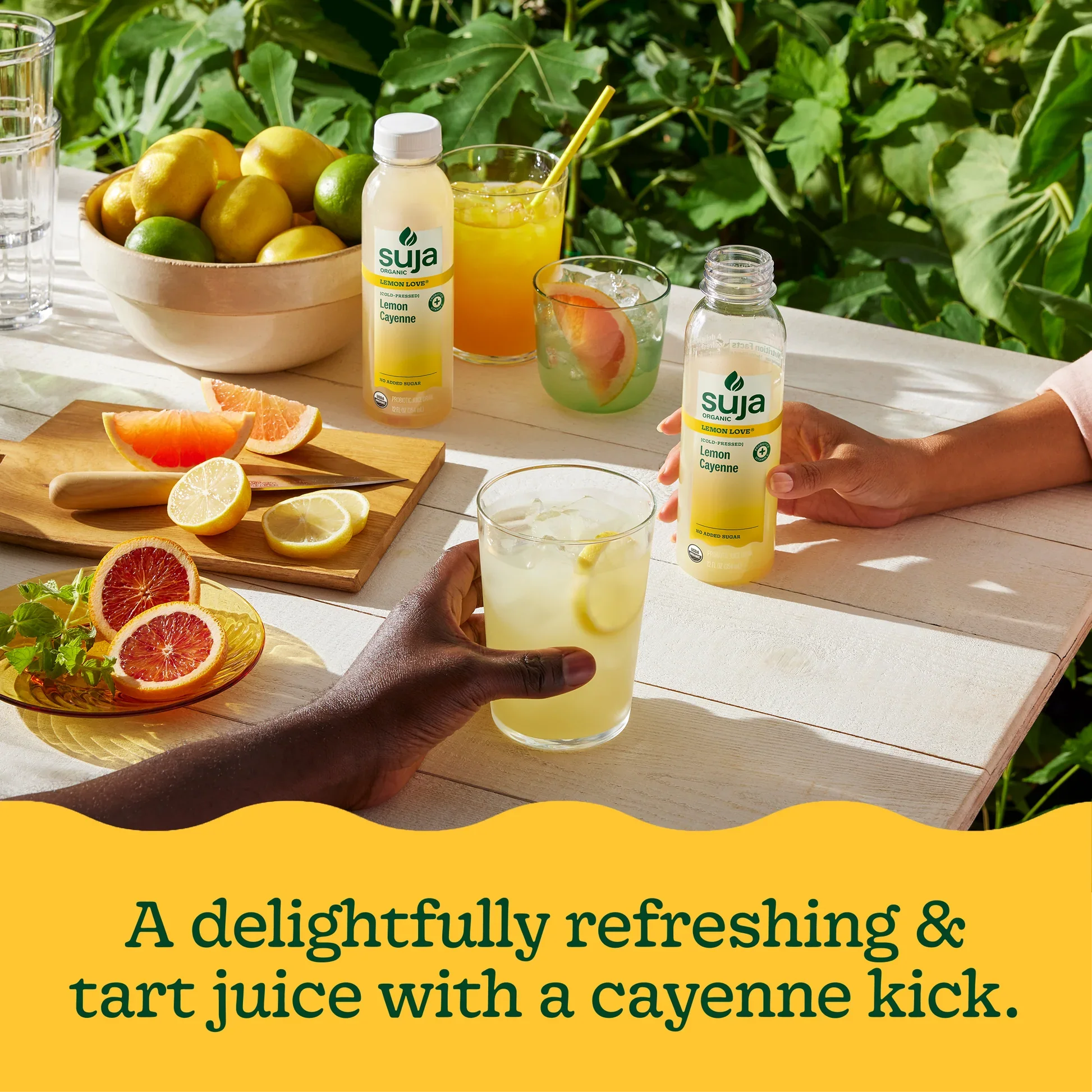 818617021659_Suja_Marketplace-Tile_Headline_Refreshers_12oz_Lemon-Love_250701.webp