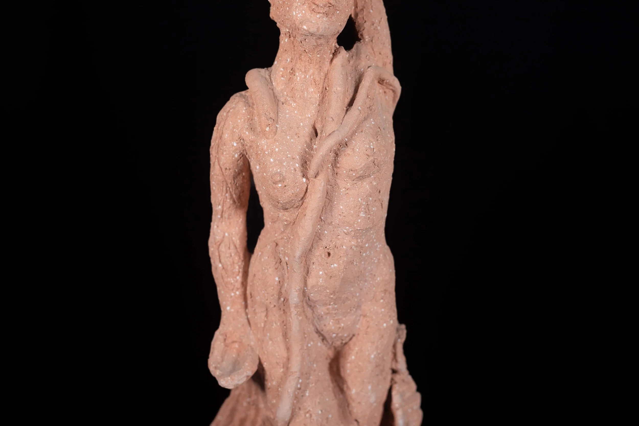 Maria-DeFranco-Rooted-2018-Clay-Sculpture-02.jpg