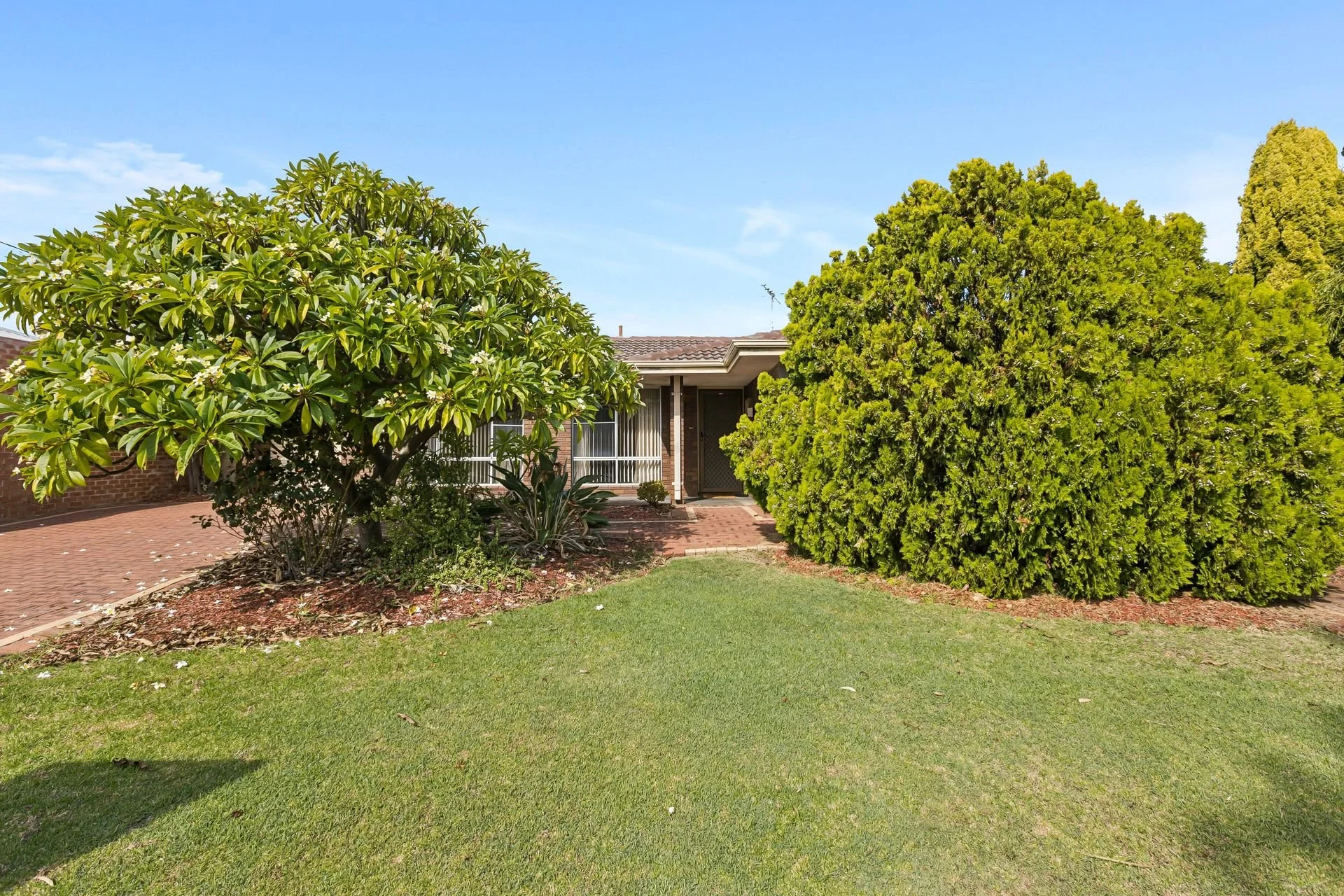 20_243 Odin Dr, Stirling 20.jpg