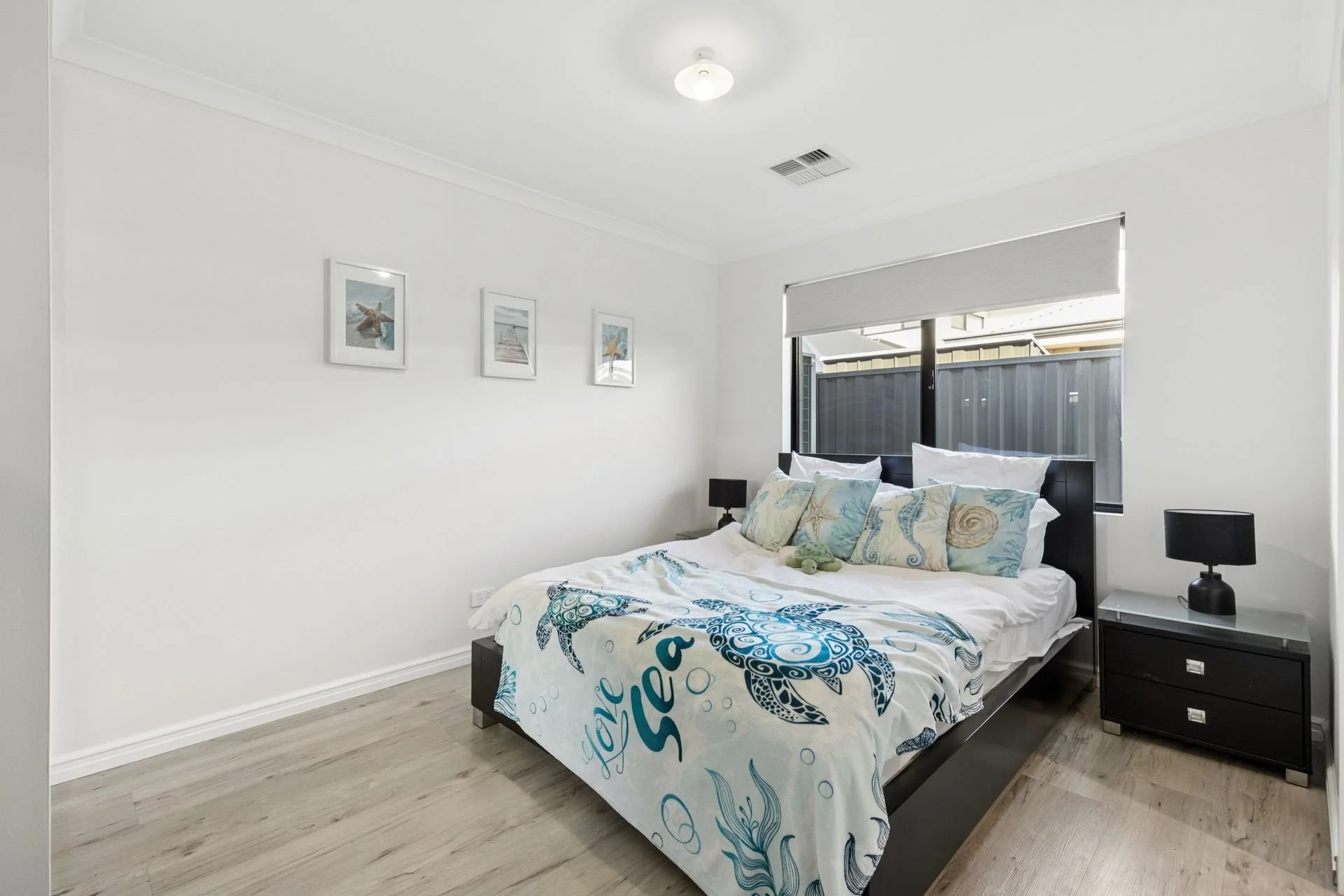 8_26 Santena St, Yangebup 07.jpg