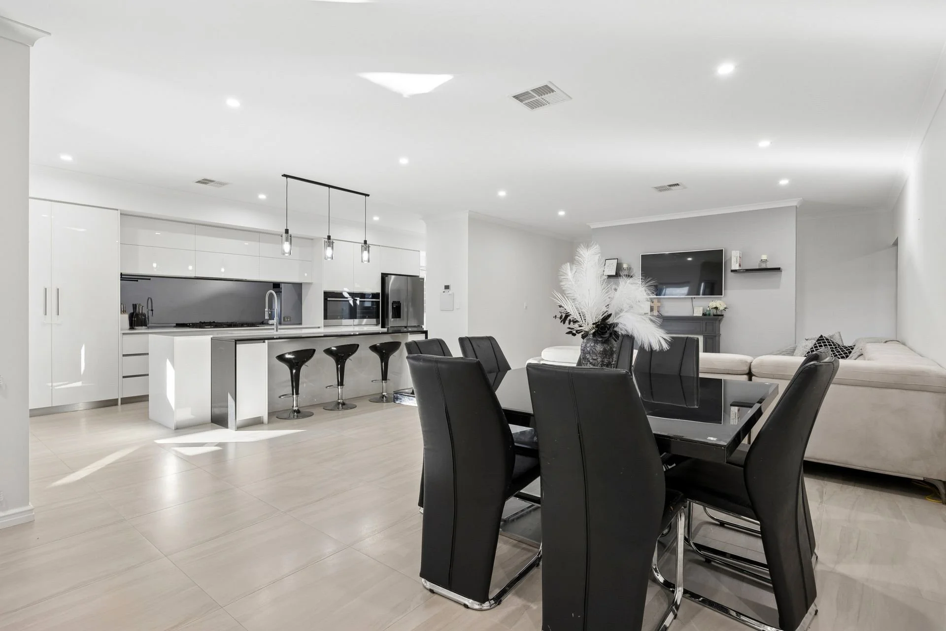19_26 Santena St, Yangebup 18.jpg