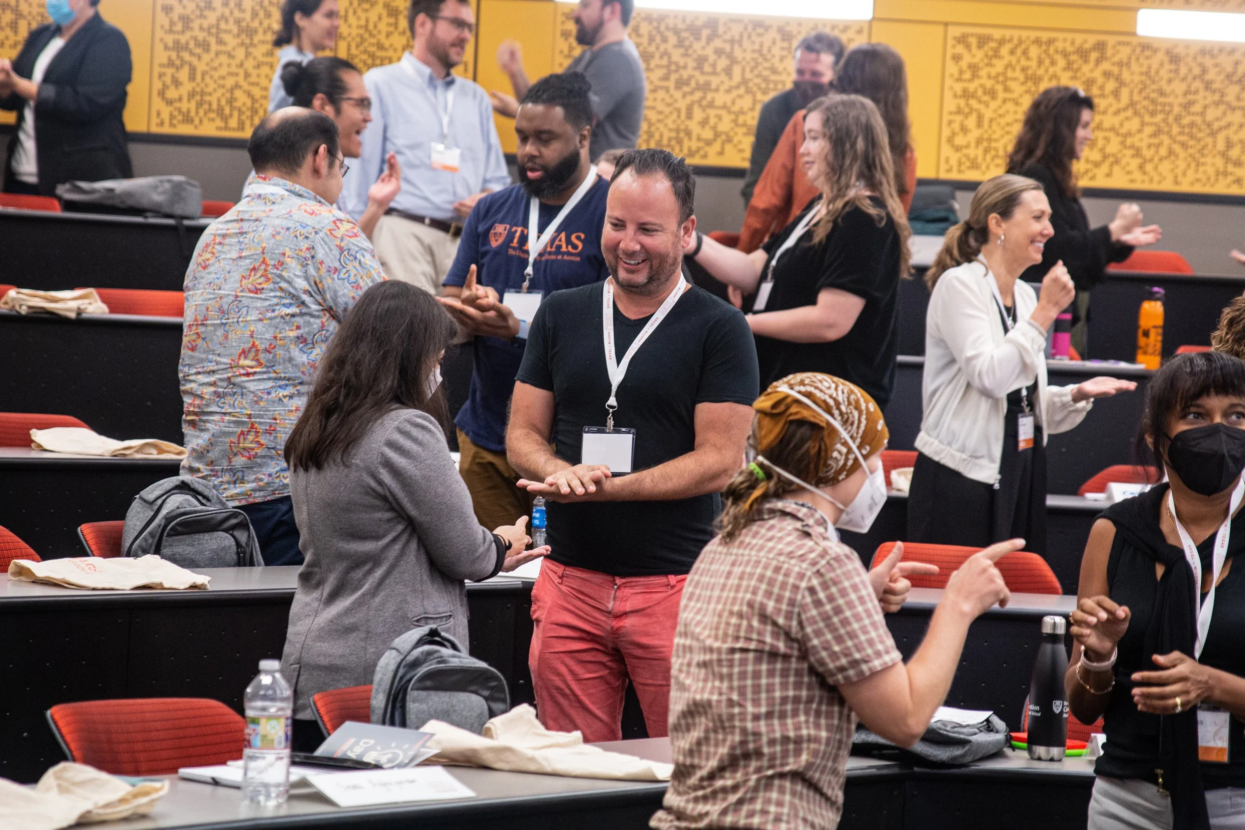 IMG_0165 copy-crowd2.jpg