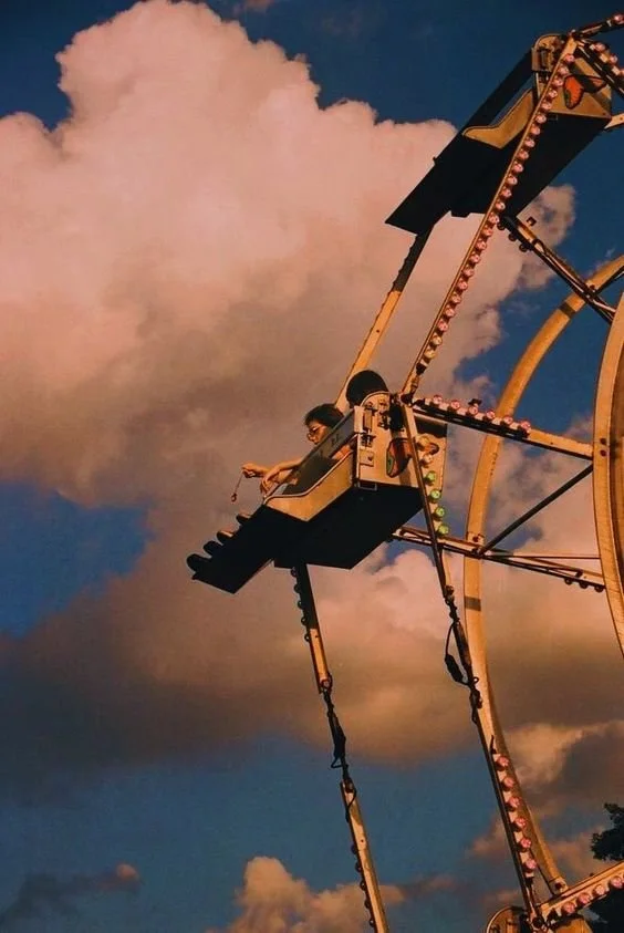 08.21: "sunsets and soultunes" by esther