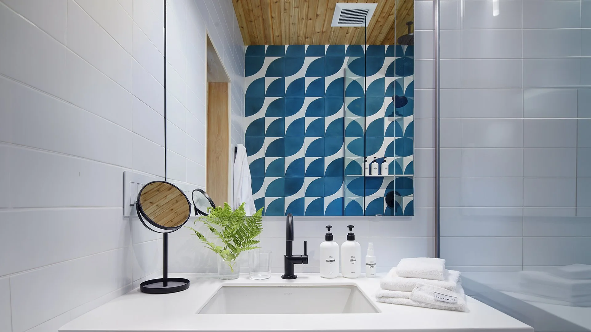 wildriceretreat-bayfieldaccommodations-nest-02-6604674ab953b.jpg
