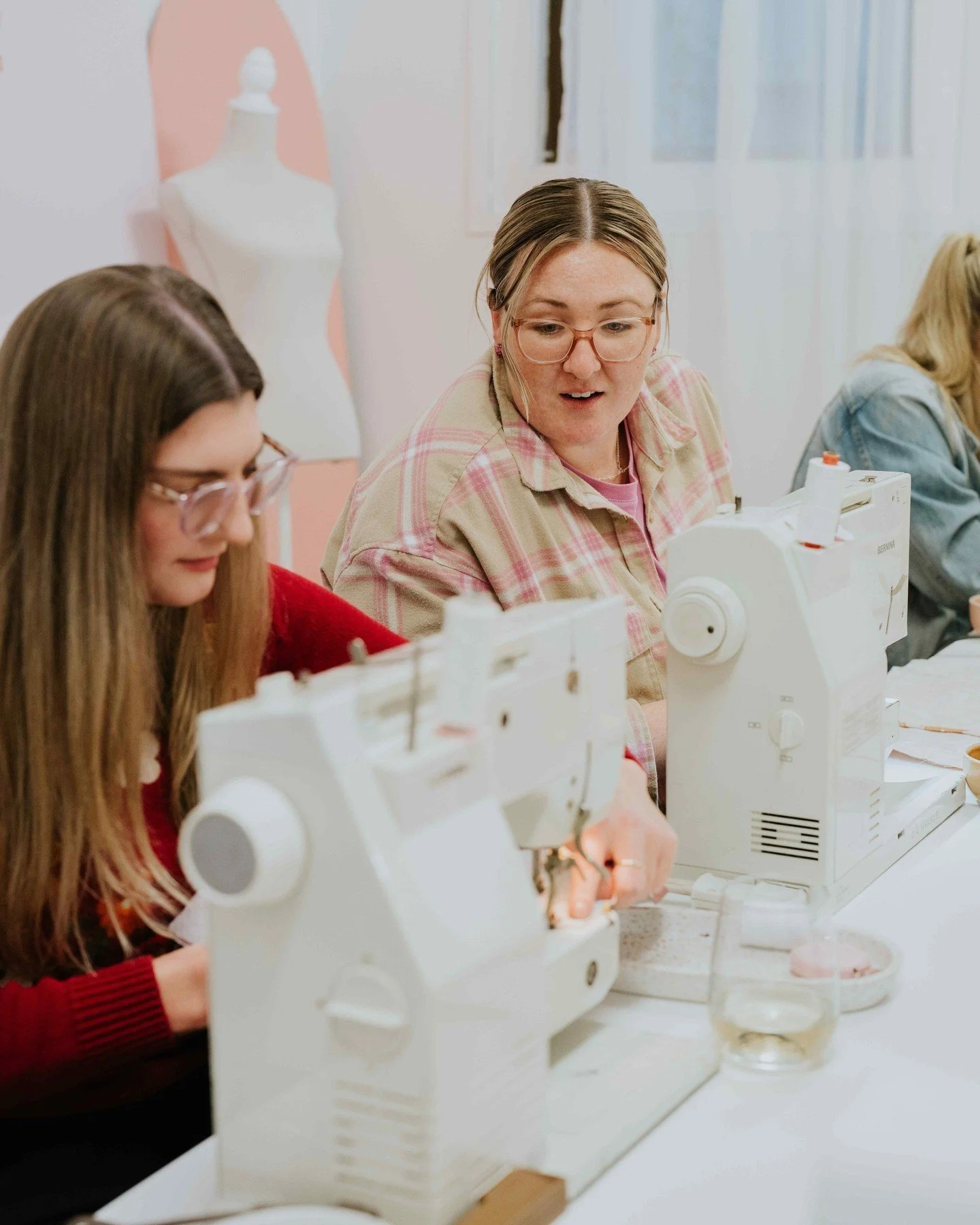 💛 Make. Mend. Learn. Share.

There&rsquo;s a lot to be said for learning a skill you can actually use.

In our adult sewing classes, you might learn how to sew a garment, fix something in your wardrobe, work with a tricky fabric or finally figure ou
