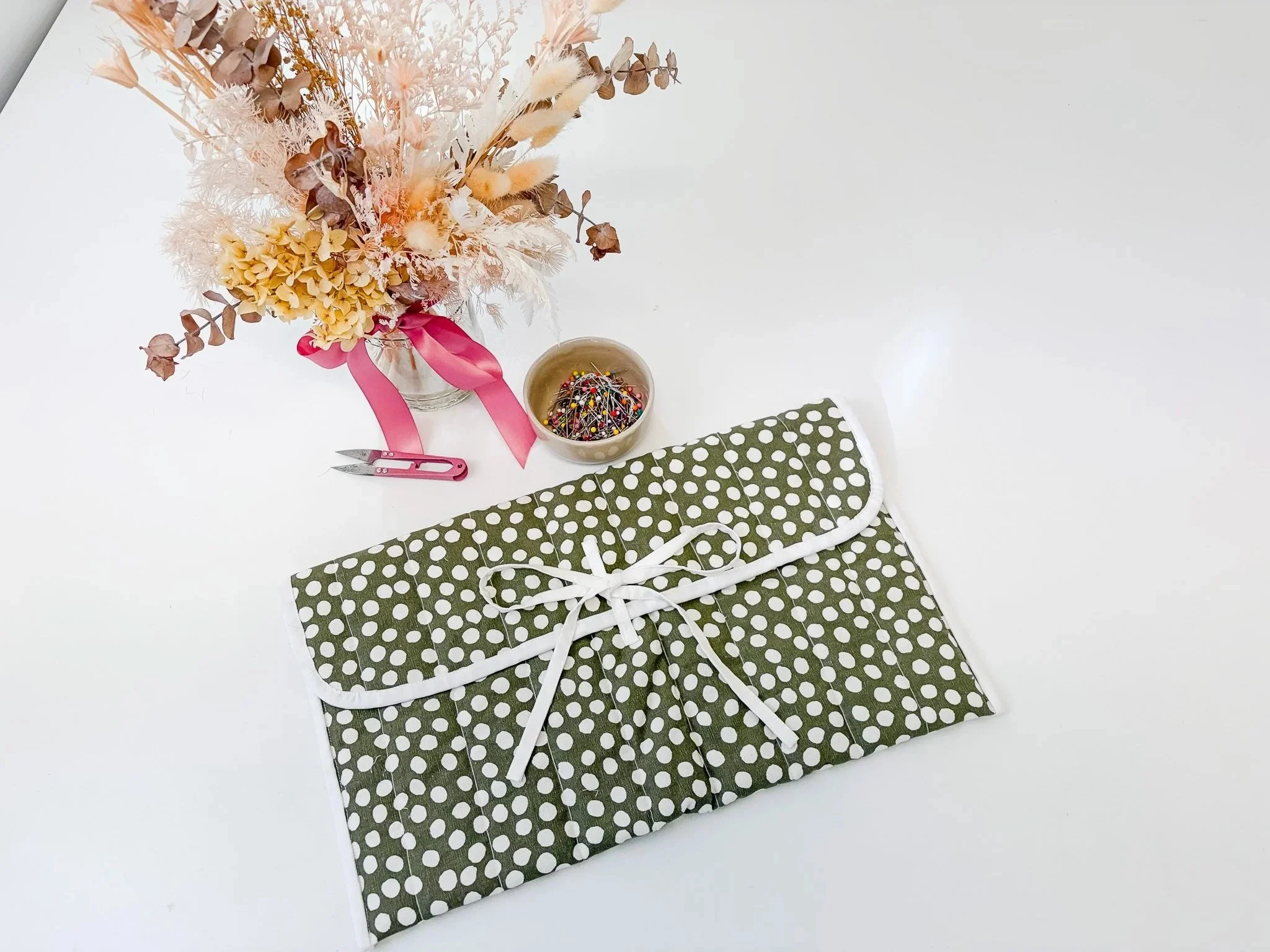 Laptop case: Beginner Sewing Pattern + Instruction Booklet (Digital Download)