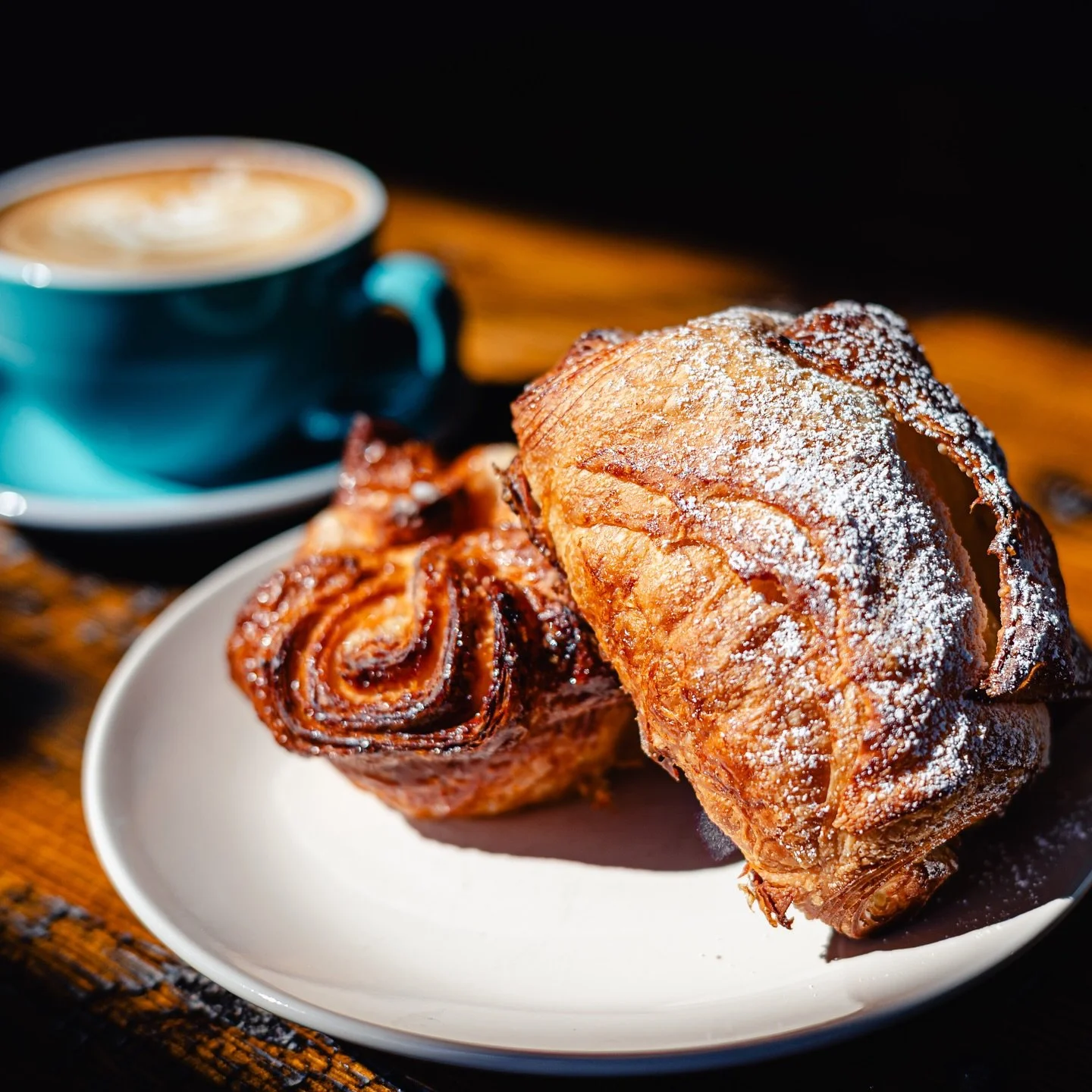 Don’t you just love these crisp, flaky mornings?