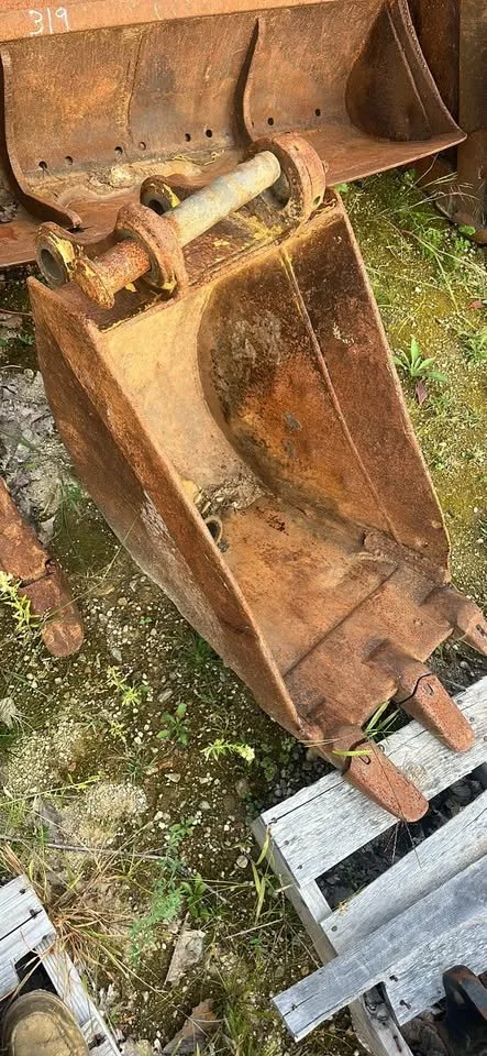 2010 50MM BUCKET
