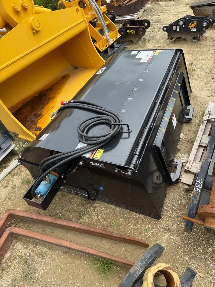 2025 NEW AGT SKIDSTEER BOX BROOM