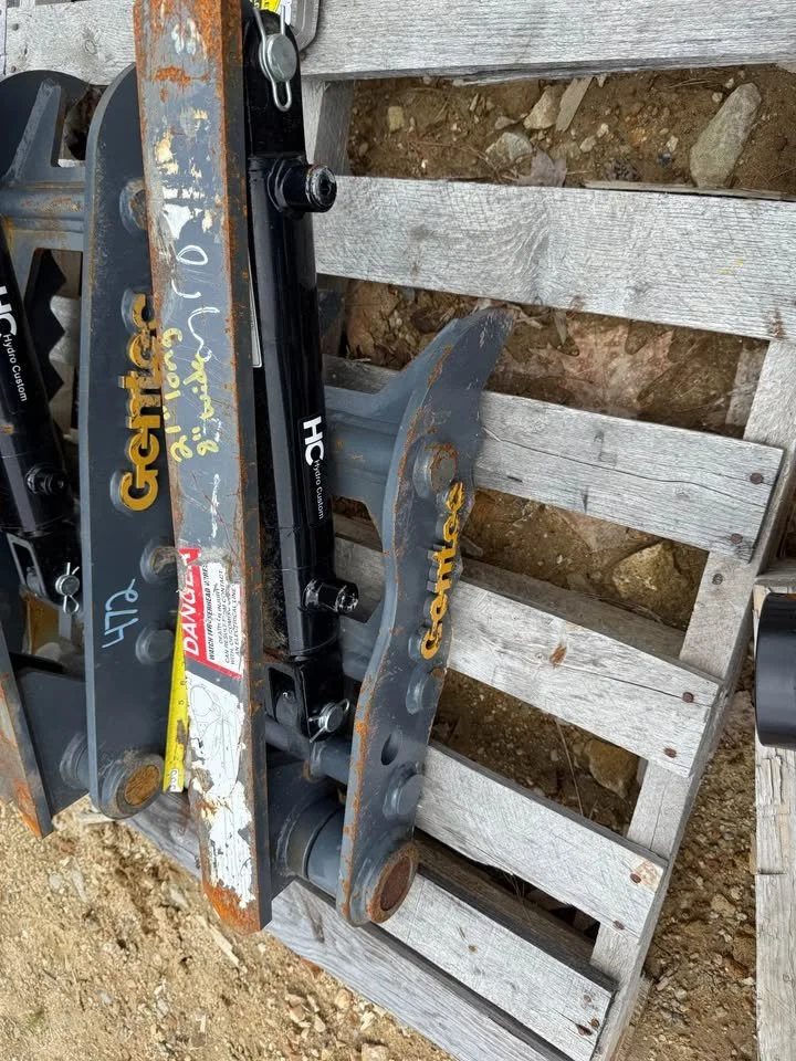 2024 GENTEC MINI EX HYDRAULIC THUMB