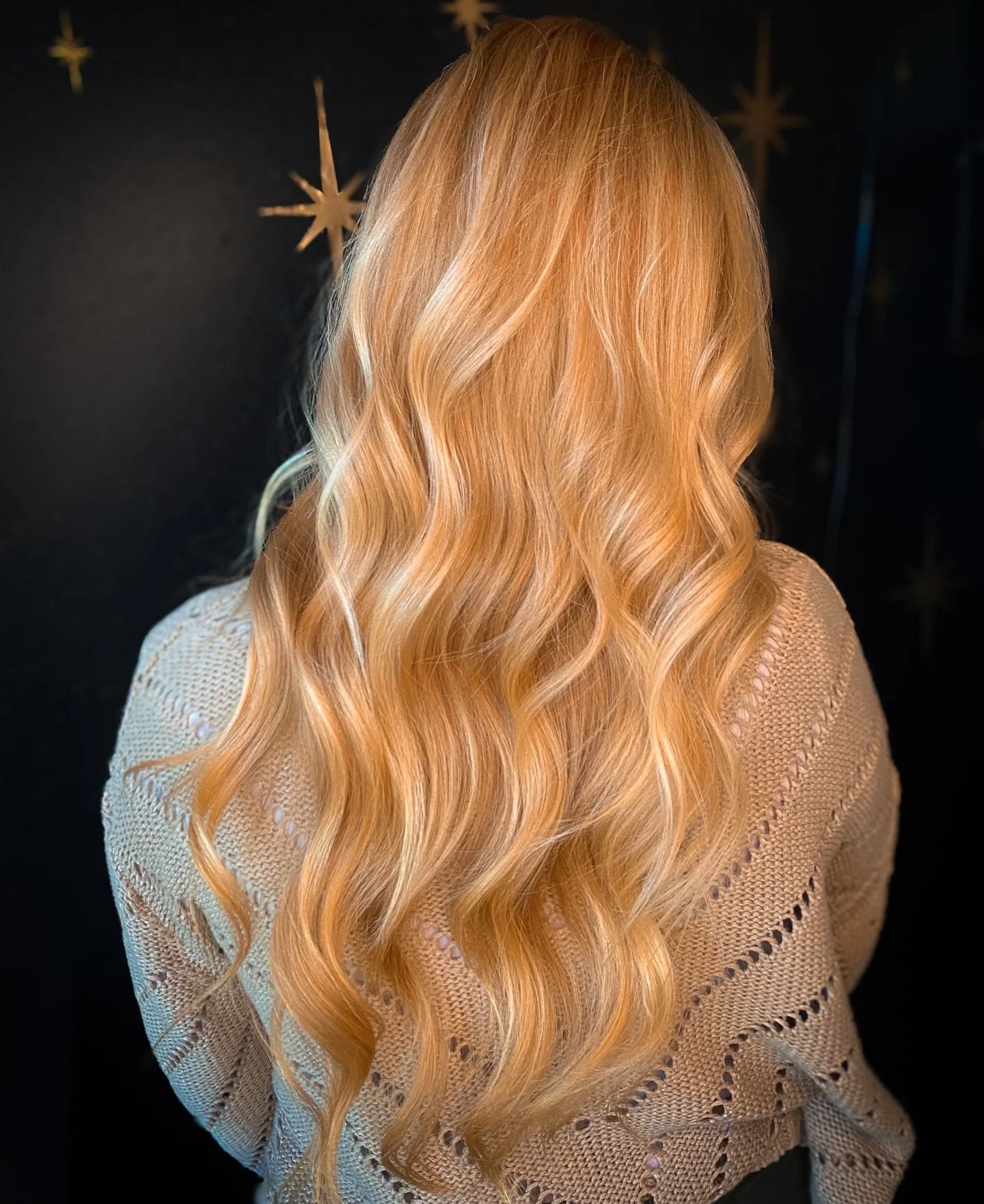 Returning from a wonderful trip to such a full schedule! I don&rsquo;t think I&rsquo;ve ever logged back in to so many messages 😅 So grateful. Thank you everyone for your patience while I get through them. 

October is fully October-ing like usual t