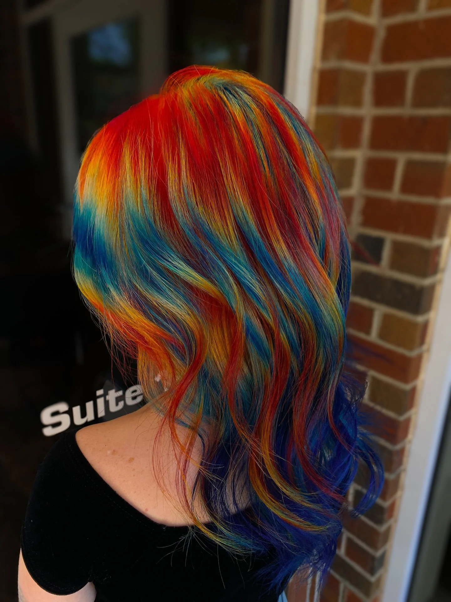 Did a little update to this heat map hair 🔥💙

@chromadaddy continues to impress me with the vibrancy, consistency, and colors themselves. That electric blue is the most satisfying blue I&rsquo;ve seen.
