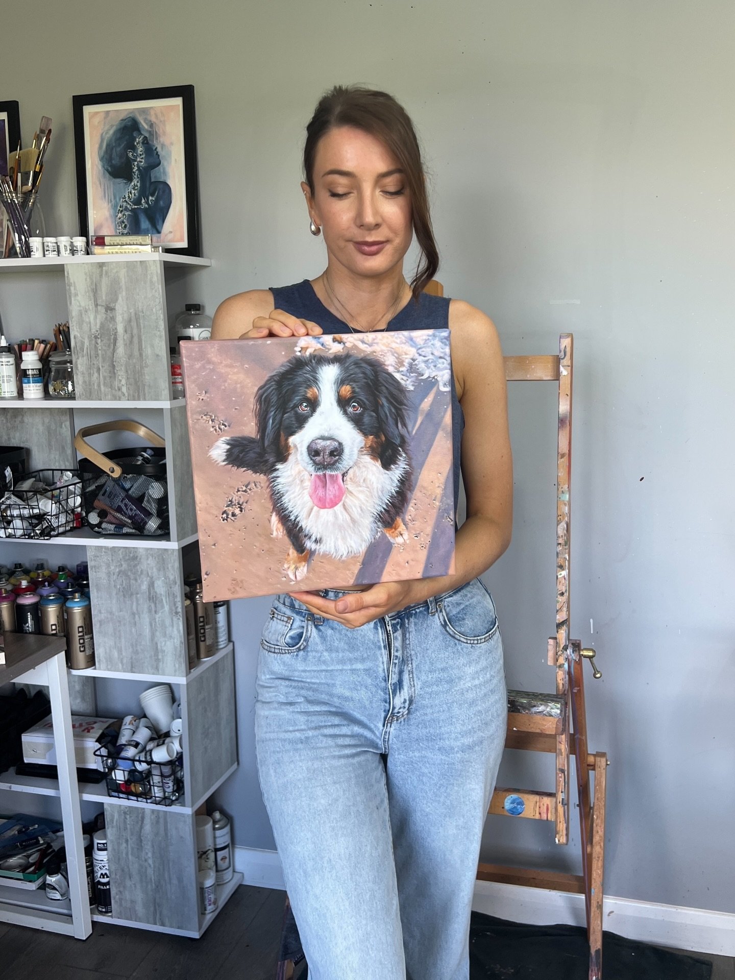 Closer look at Leila&rsquo;s day at the beach 🐚🌊

I forgot to share the finished pictures of this sweet memorial pet portrait painting of Leila! This was such a special painting, and so fun to create with the beach scene behind her 🥰! And what a h