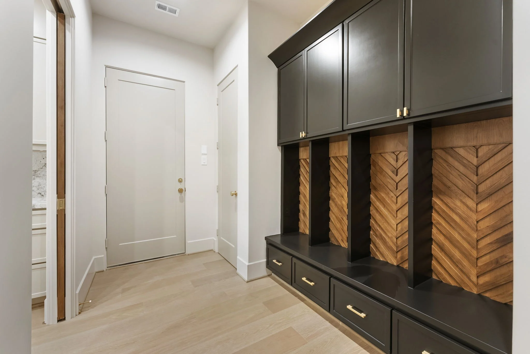 Mud Room 1