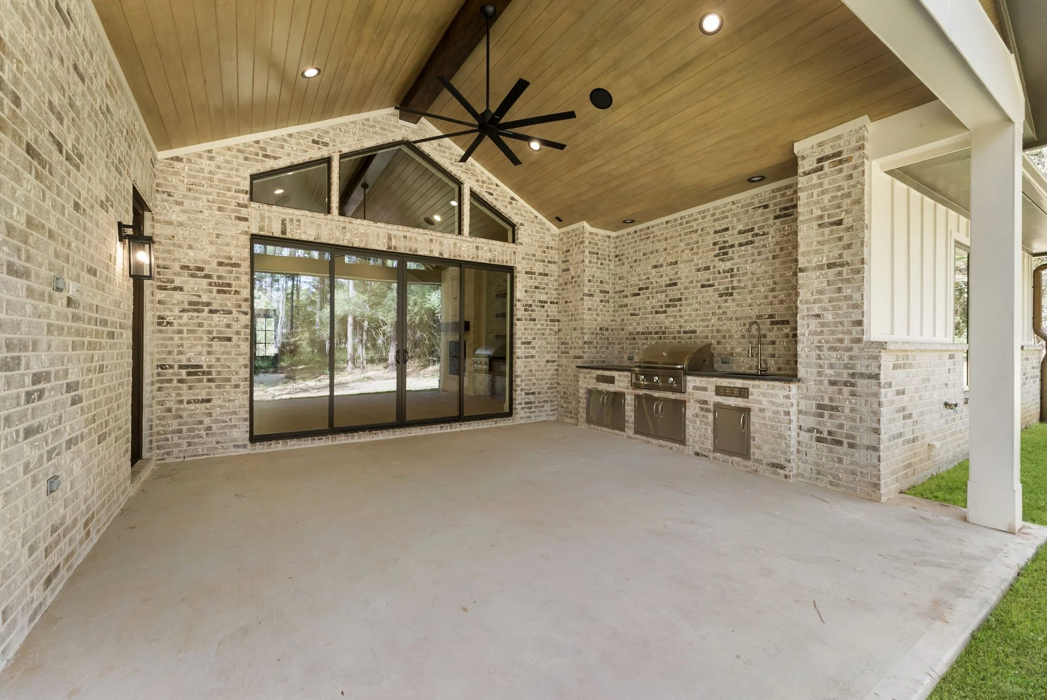 Summer Kitchen / Patio