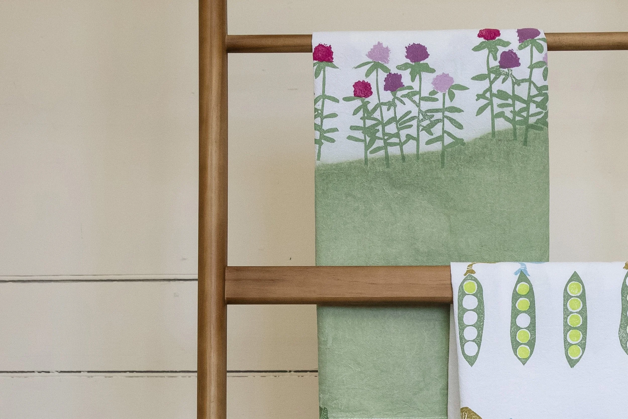 Clover: A Block-Printed Pattern With a Hidden Binary Message