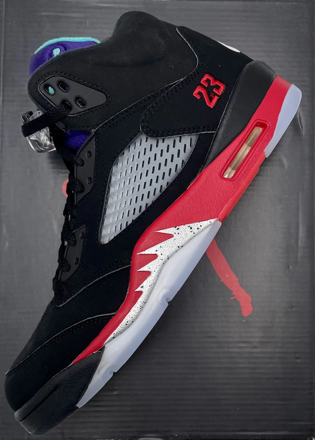 Jordan 5 Retro Top 3 — Simply Sneakers display picture 3