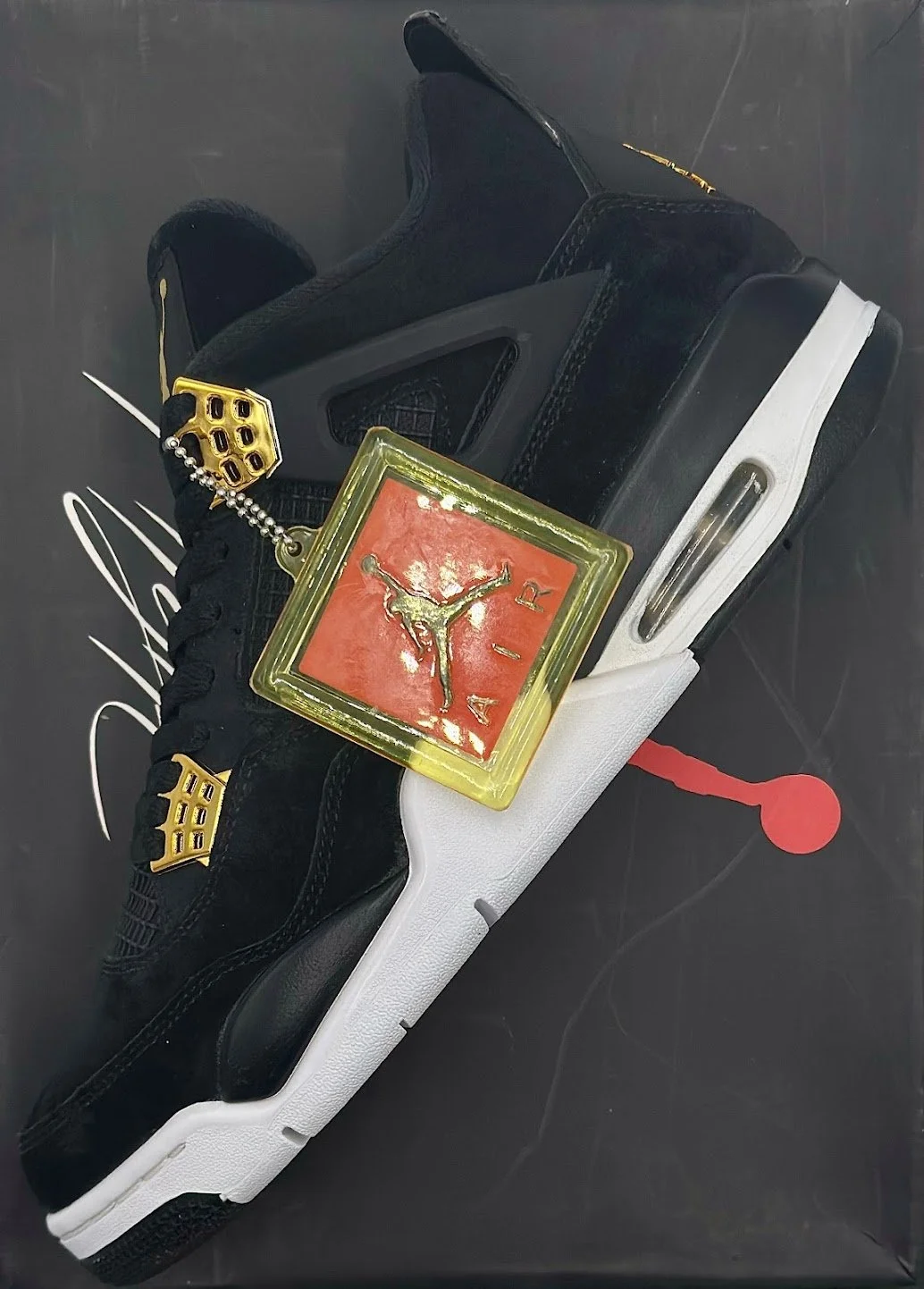 Jordan 4 Retro Royalty