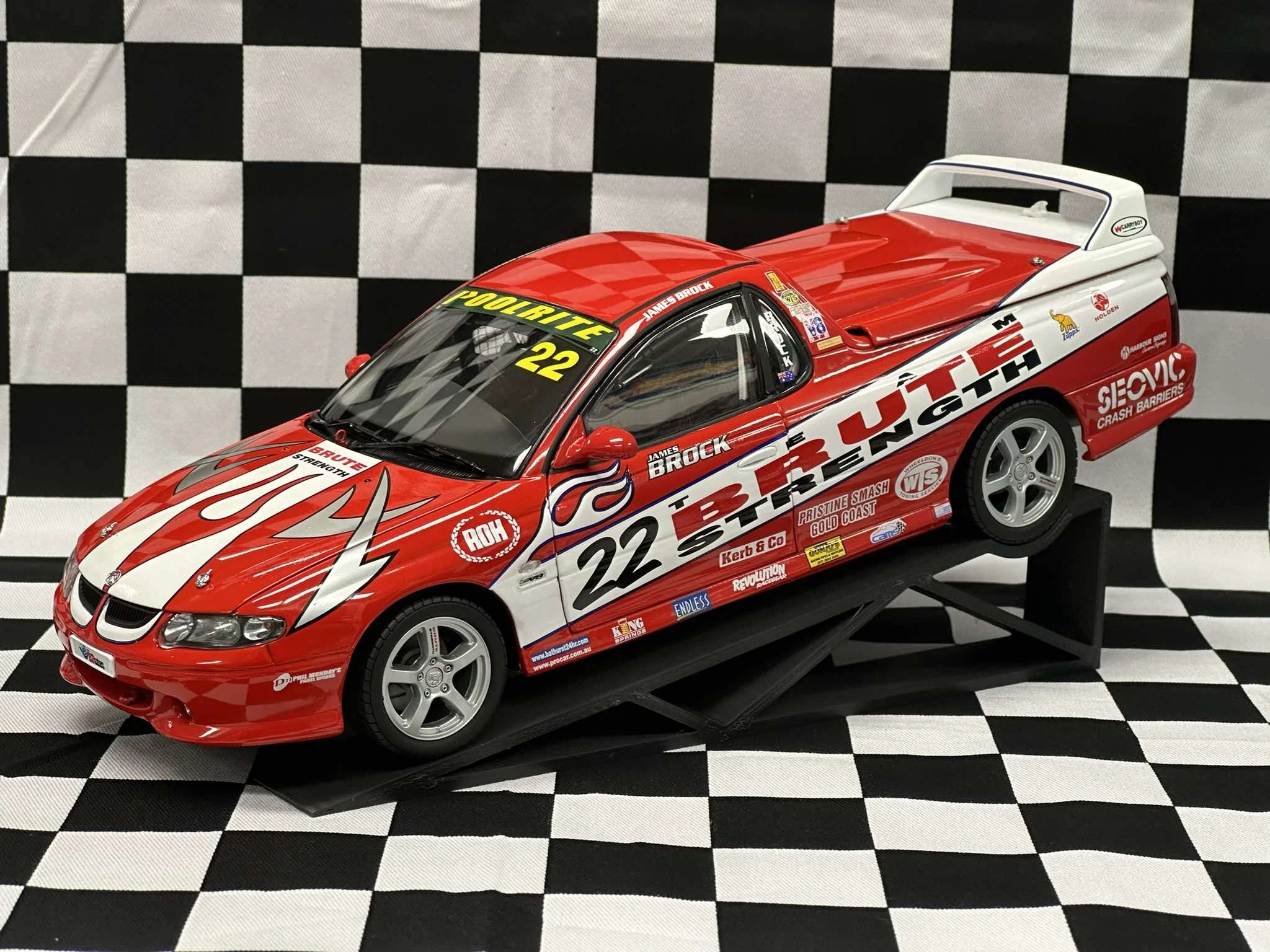 1:18 SCALE HOLDEN VU SS UTILITY JAMES BROCK
