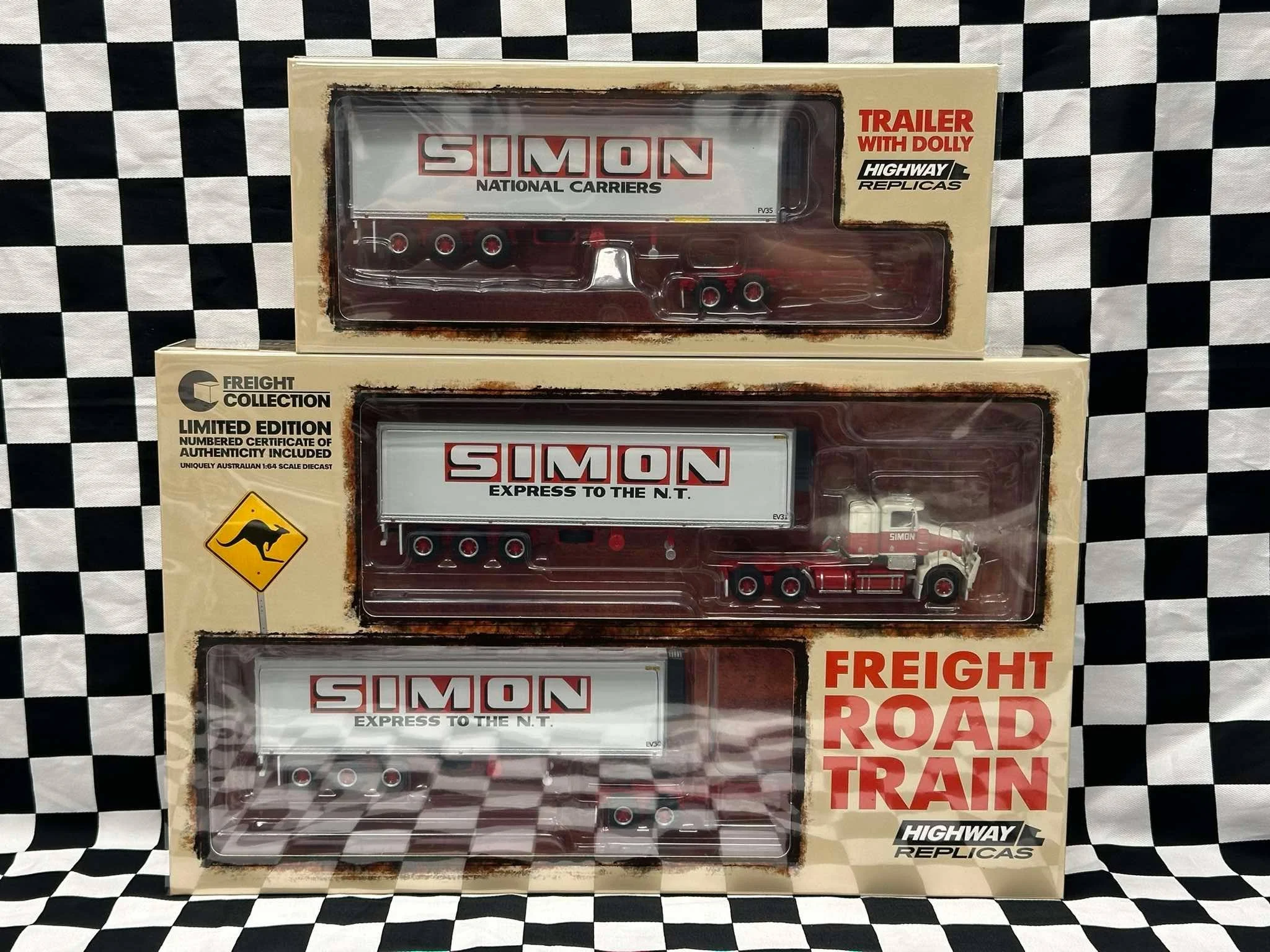 1:64 SCALE HIGHWAY REPLICAS FREIGHT ROAD TRAIN WITH EXTRA DOLLY & TRAILER SIMON NATIONAL CARRIERS